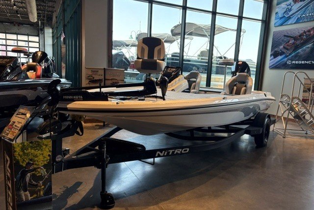  2027 NITRO Z19 XL - $55725.00 at Bass Pro Shops