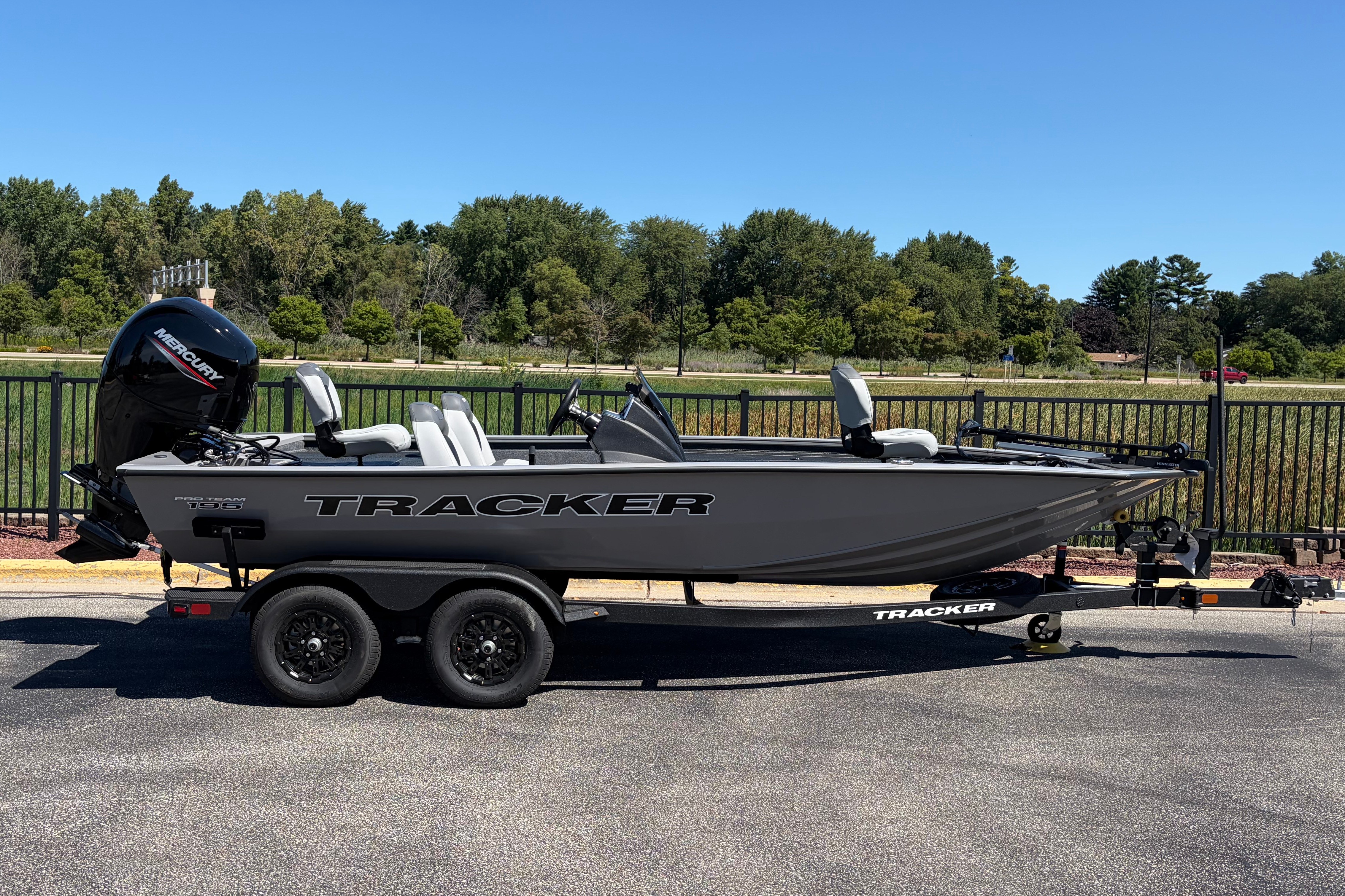 2027 TRACKER PRO TEAM 195 - $37595.00 at Bass Pro Shops