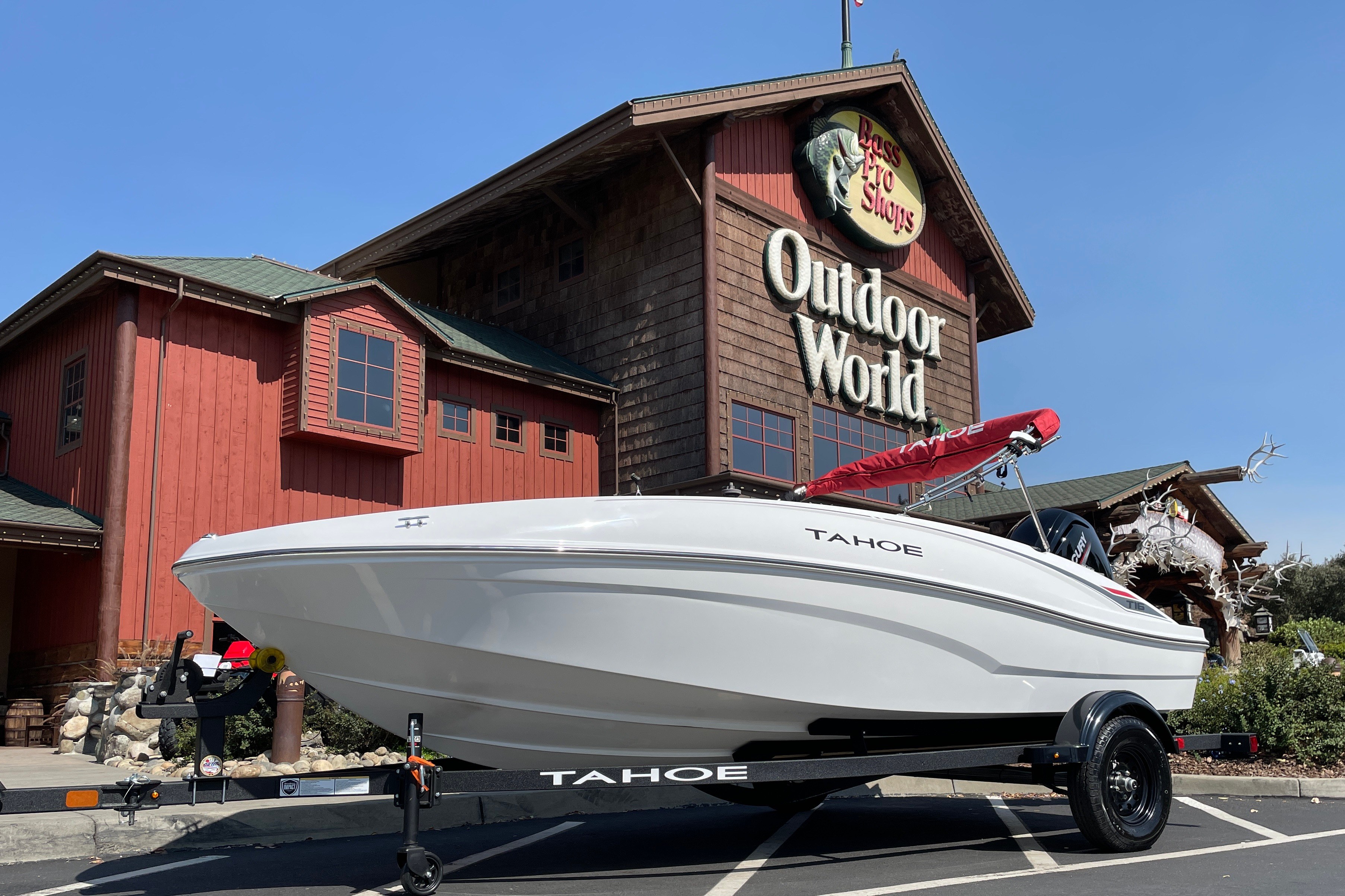  2027 TAHOE T16 - $28915.00 at Bass Pro Shops
