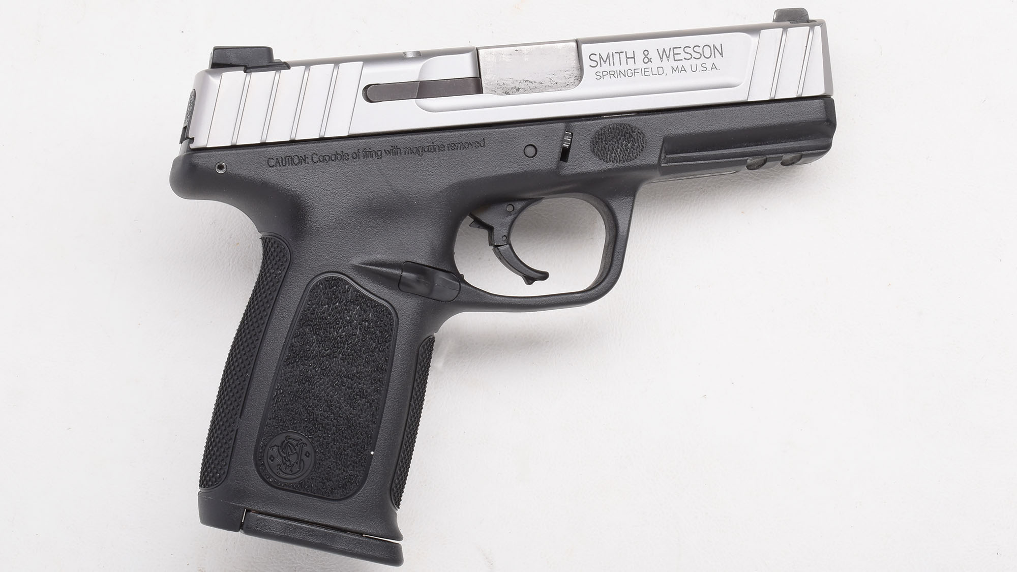 Smith &Wesson ~ SD40 VE ~ .40 S&ampW - Smith & Wesson