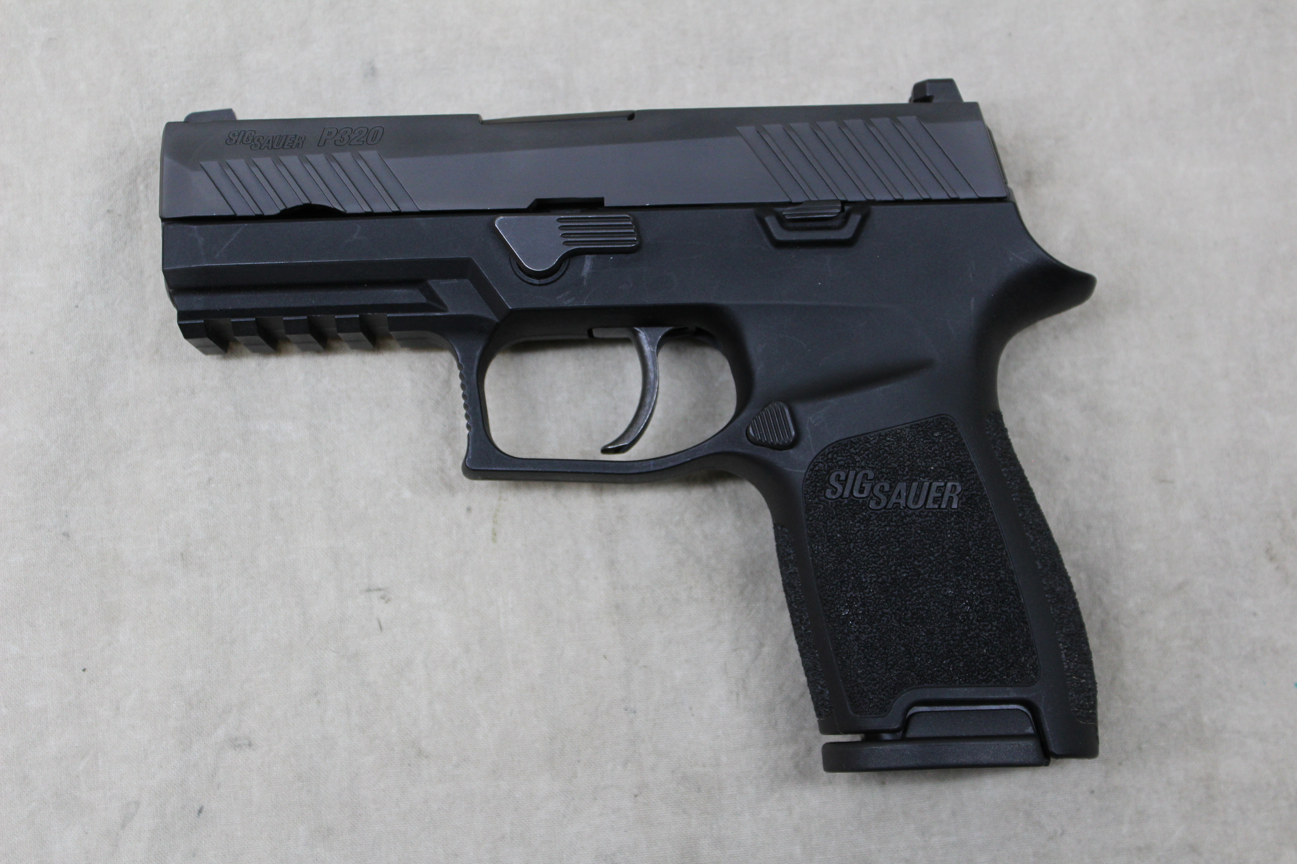 SIG Sauer P320 ~ 9mm Luger ~ - Sig Sauer