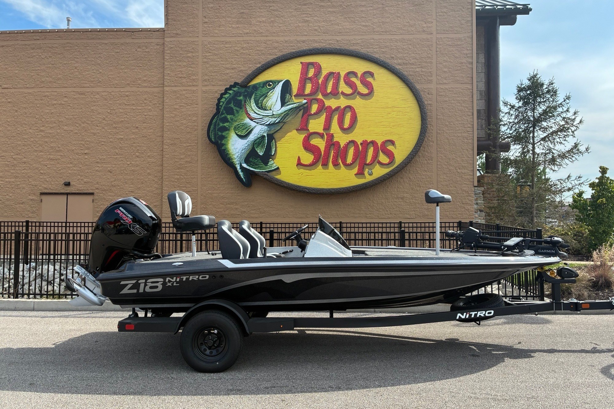  2027 NITRO Z18 XL PRO - $50065.00 at Bass Pro Shops