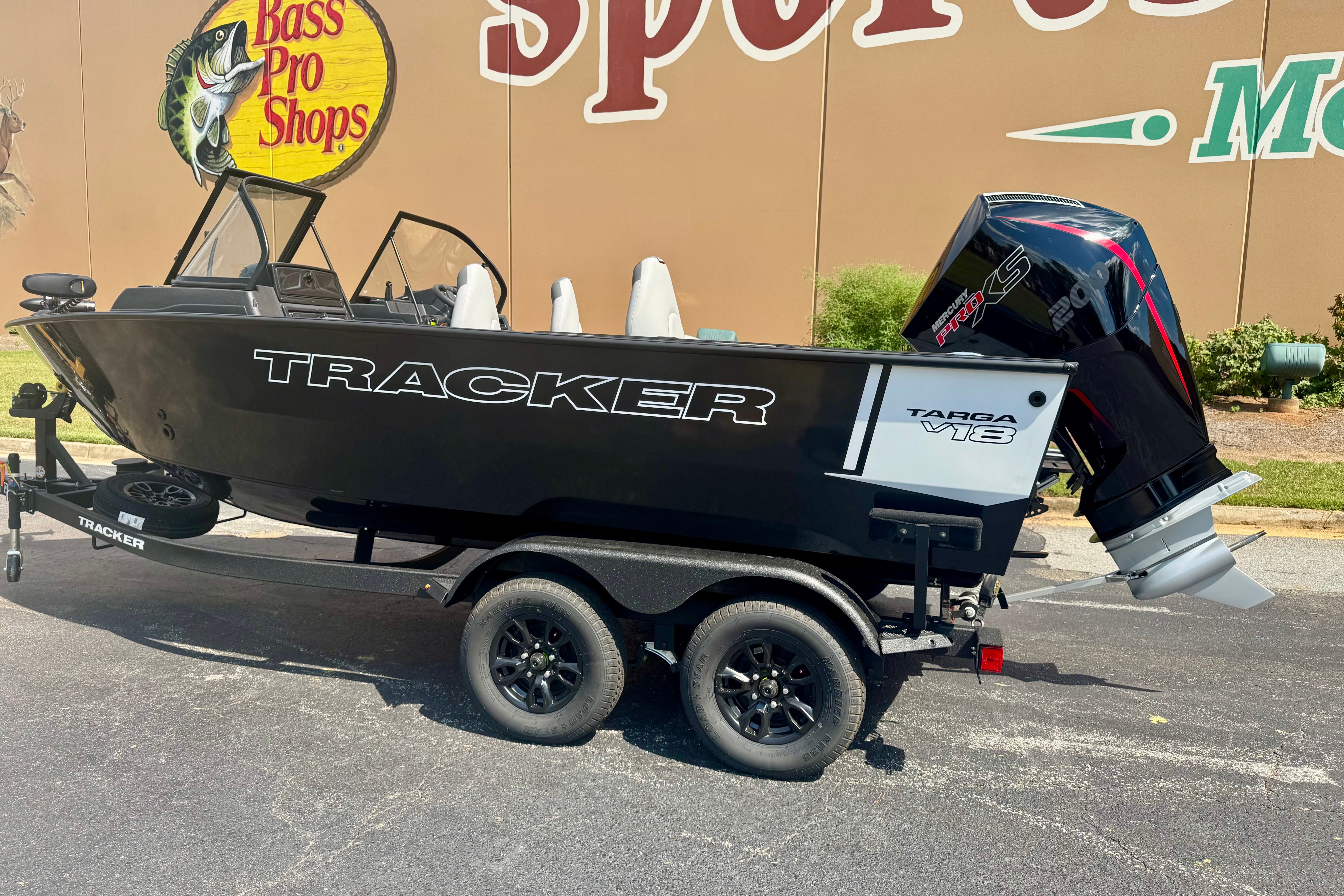 2027 TRACKER TARGA V-18 COMBO