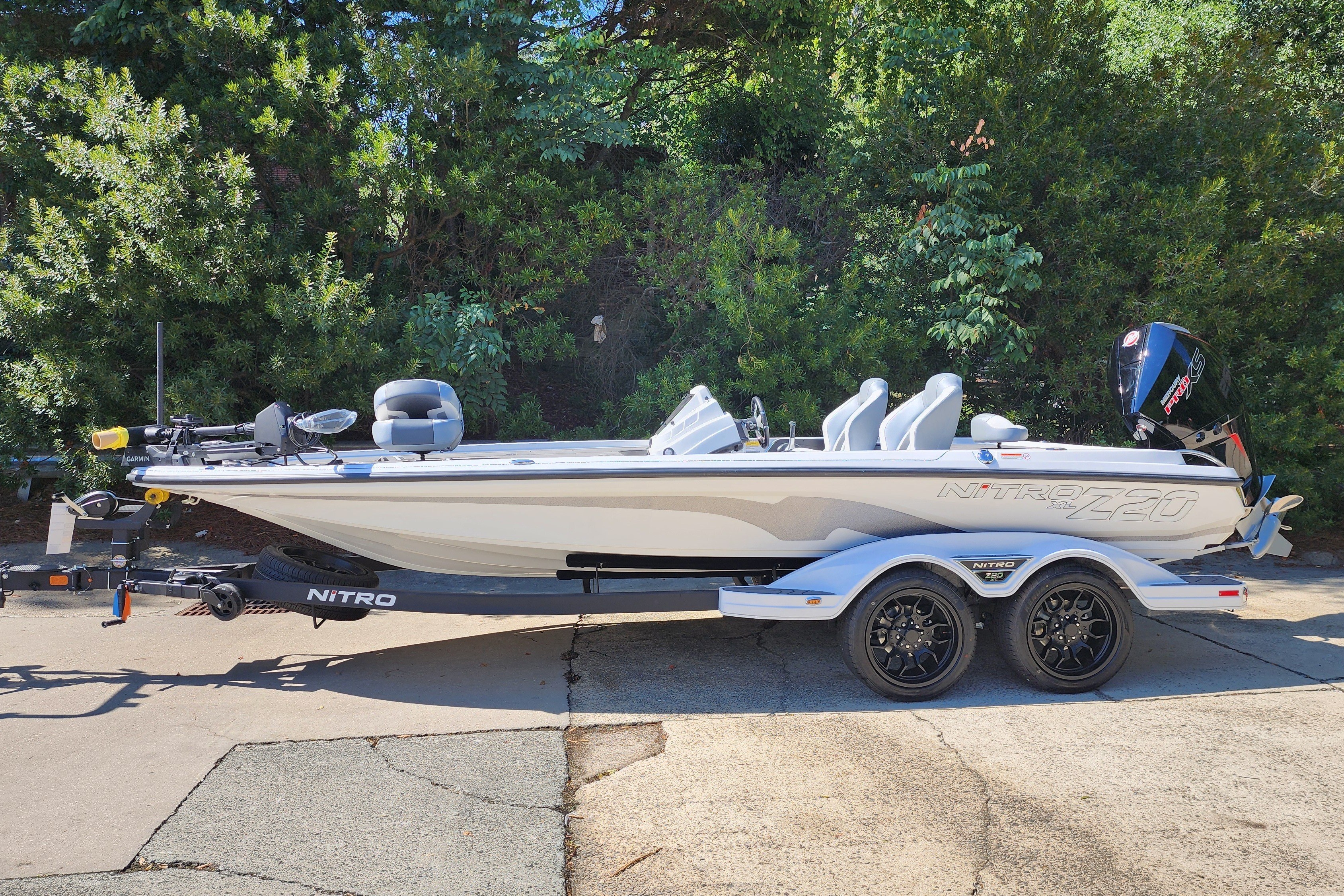  2027 NITRO Z20 XL PRO - $86745.00 at Bass Pro Shops