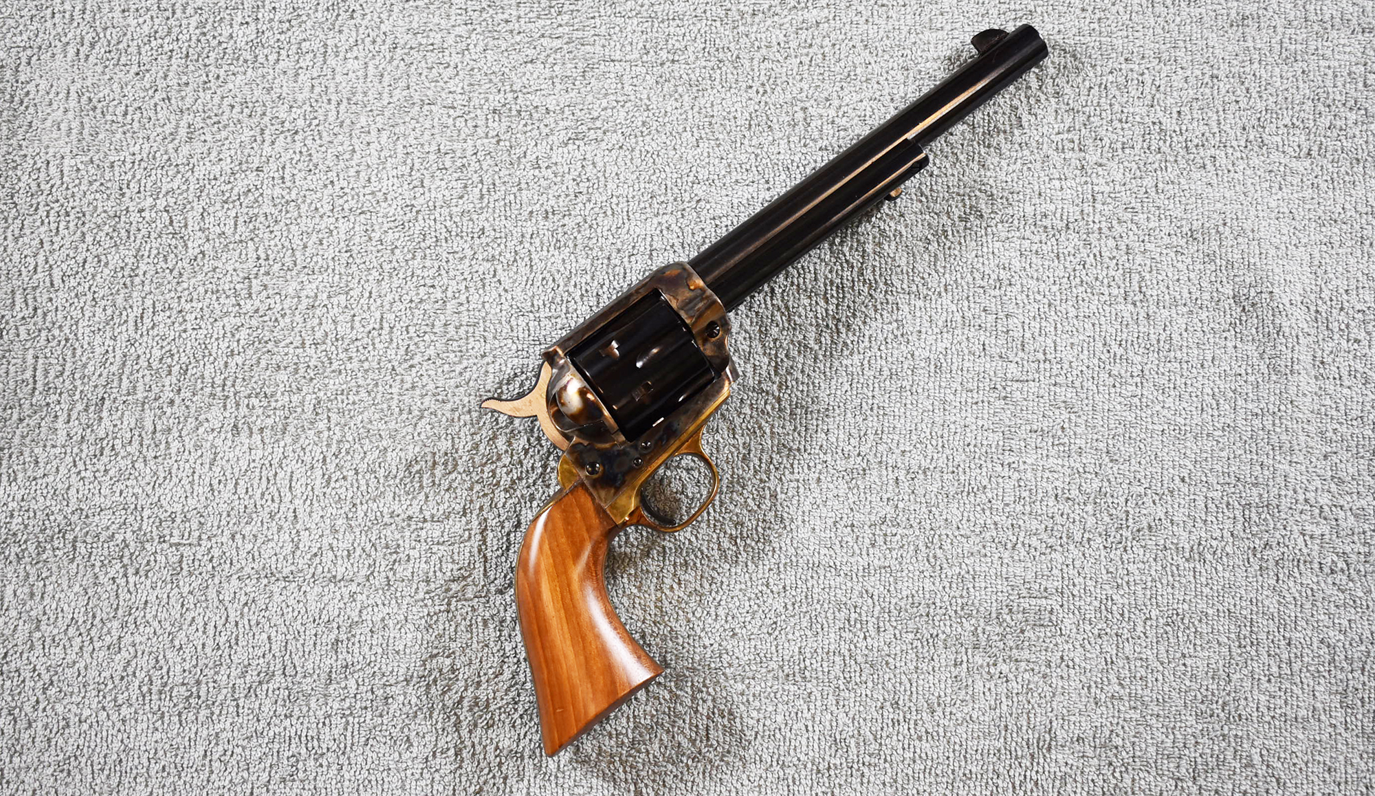 Iver Johnson/Uberti~S.A.~.44-40 Winchester - Iver Johnson Arms