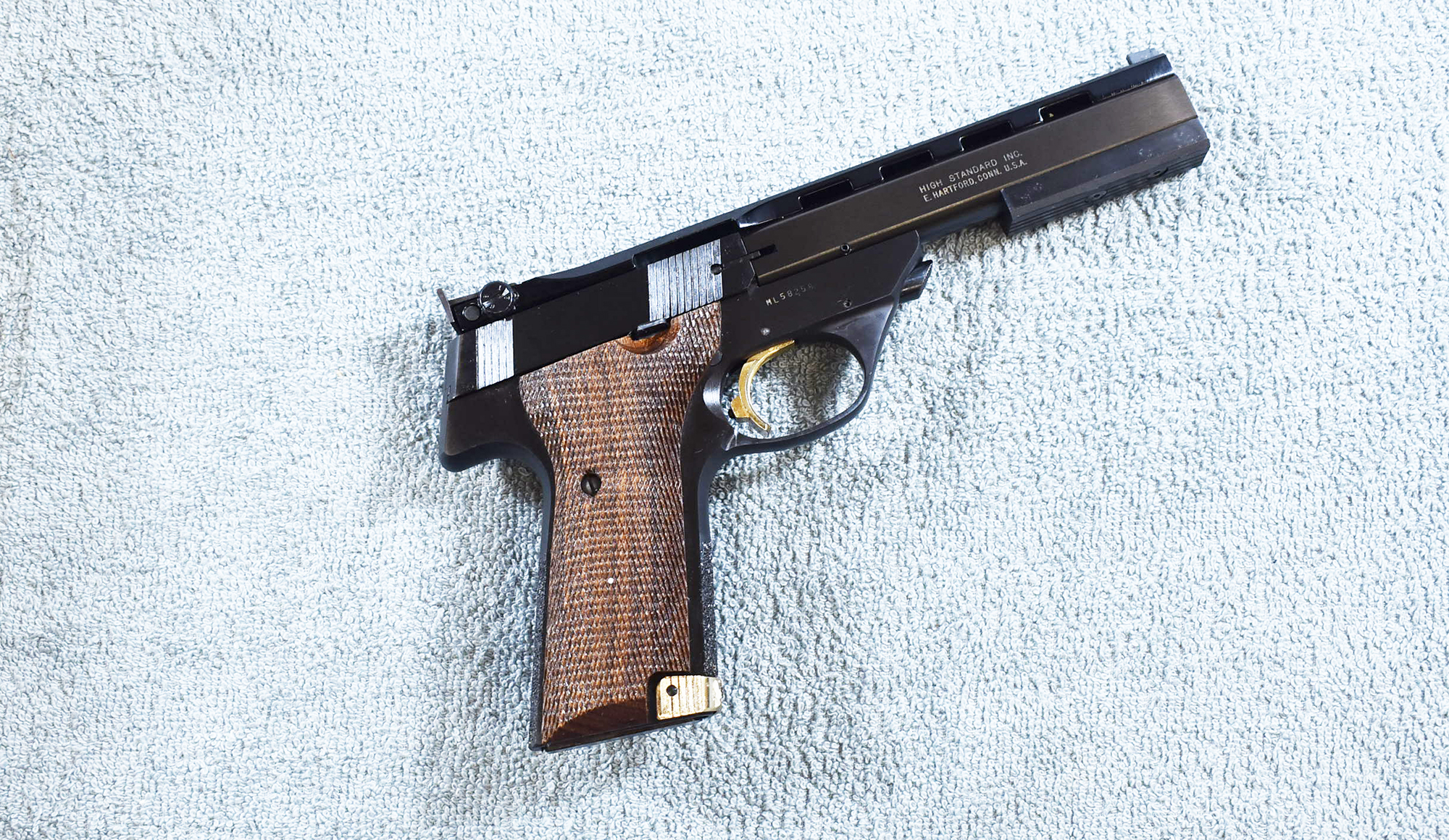 High Standard~Victor~.22 Long Rifle (Rimfire) - High Standard