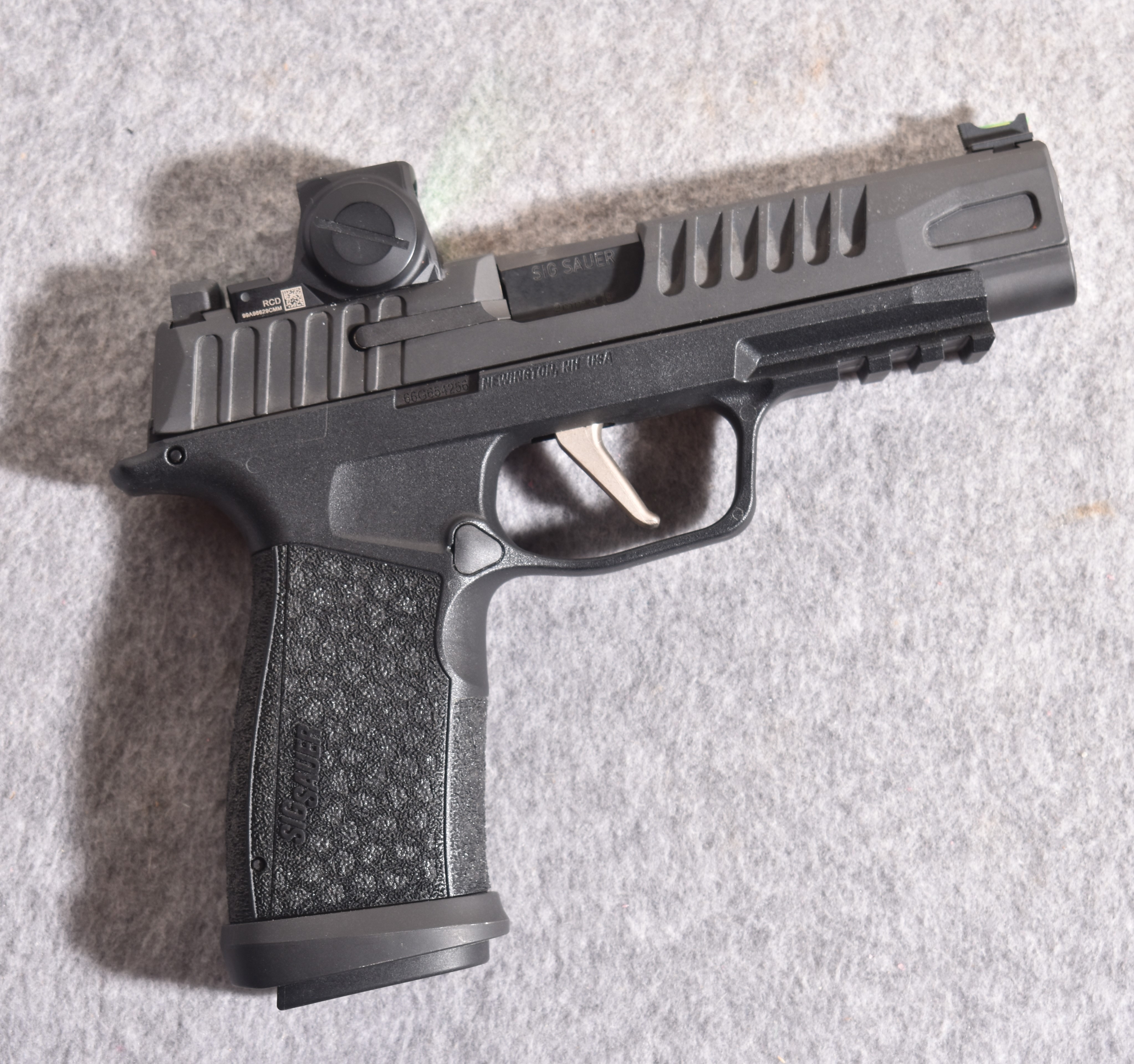 Sig Sig Sauer P365 FUSE 9MM Luger Semi-Auto Pistol - $679.99 at Bass Pro Shops