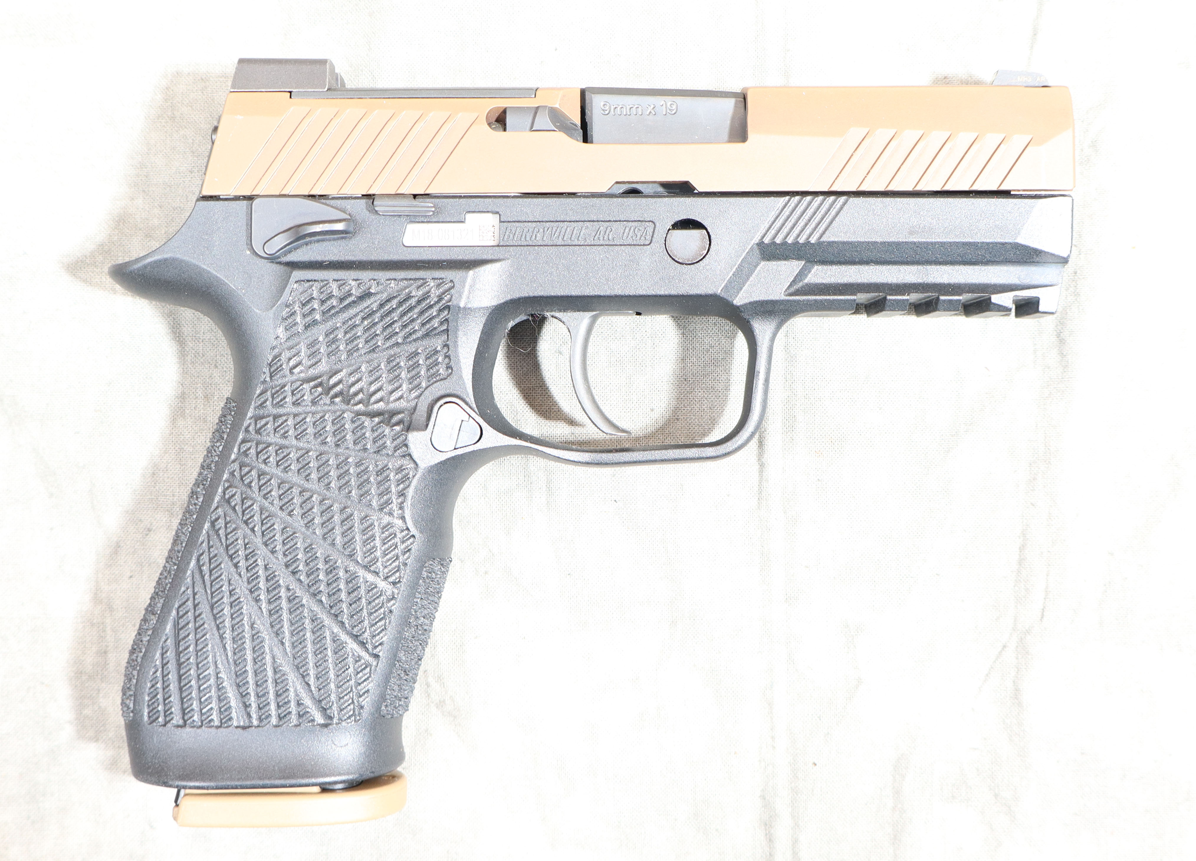 SIG SAUER P320-M18 - Sig Sauer
