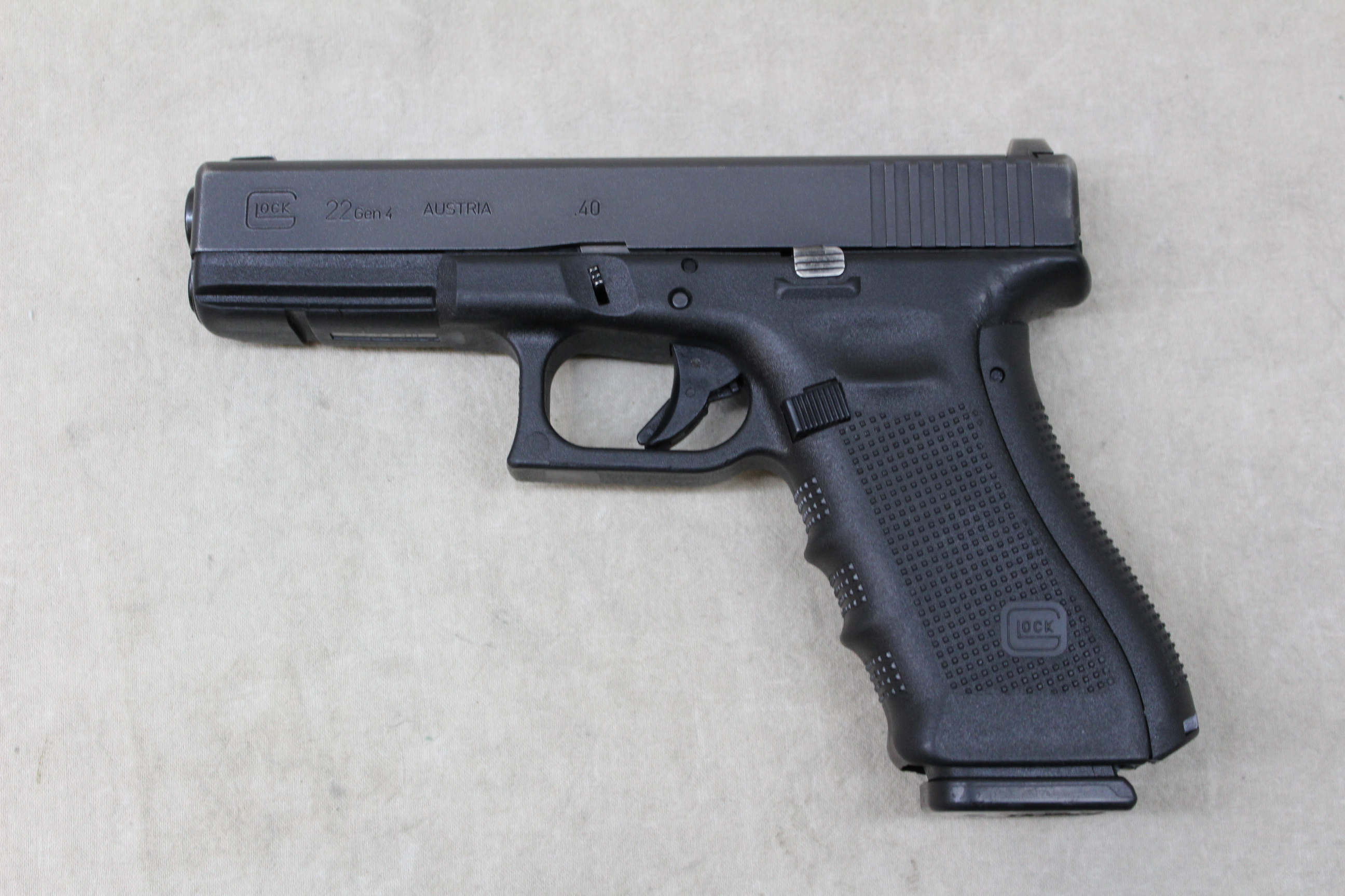 Glock 22 Gen 4 ~ .40 S&ampW ~ - Glock