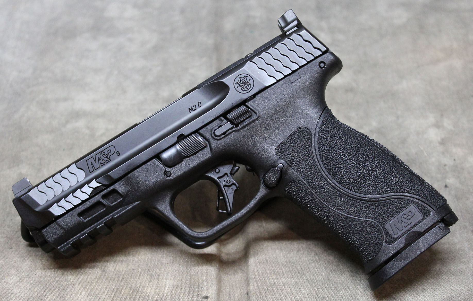 Smith &Wesson ~ M&ampP 9 M2.0 ~ 9mm - Smith & Wesson