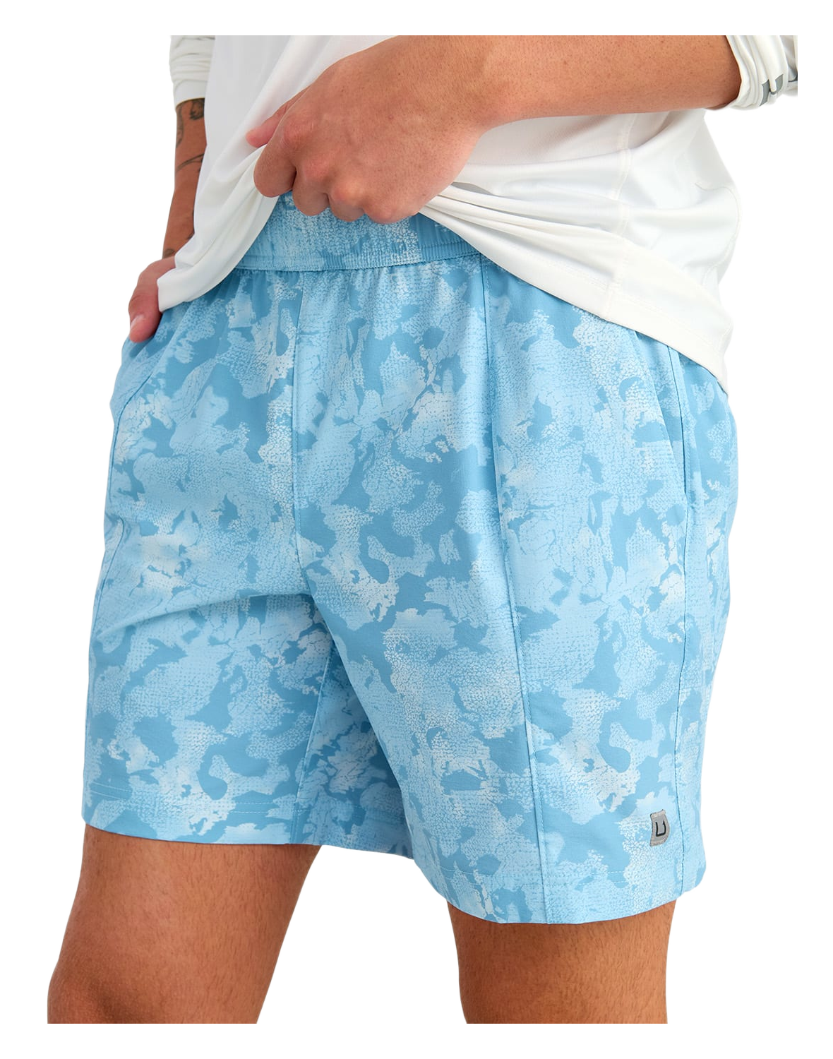 Image of Huk Airweight KC Printed Shorts - Cerulean