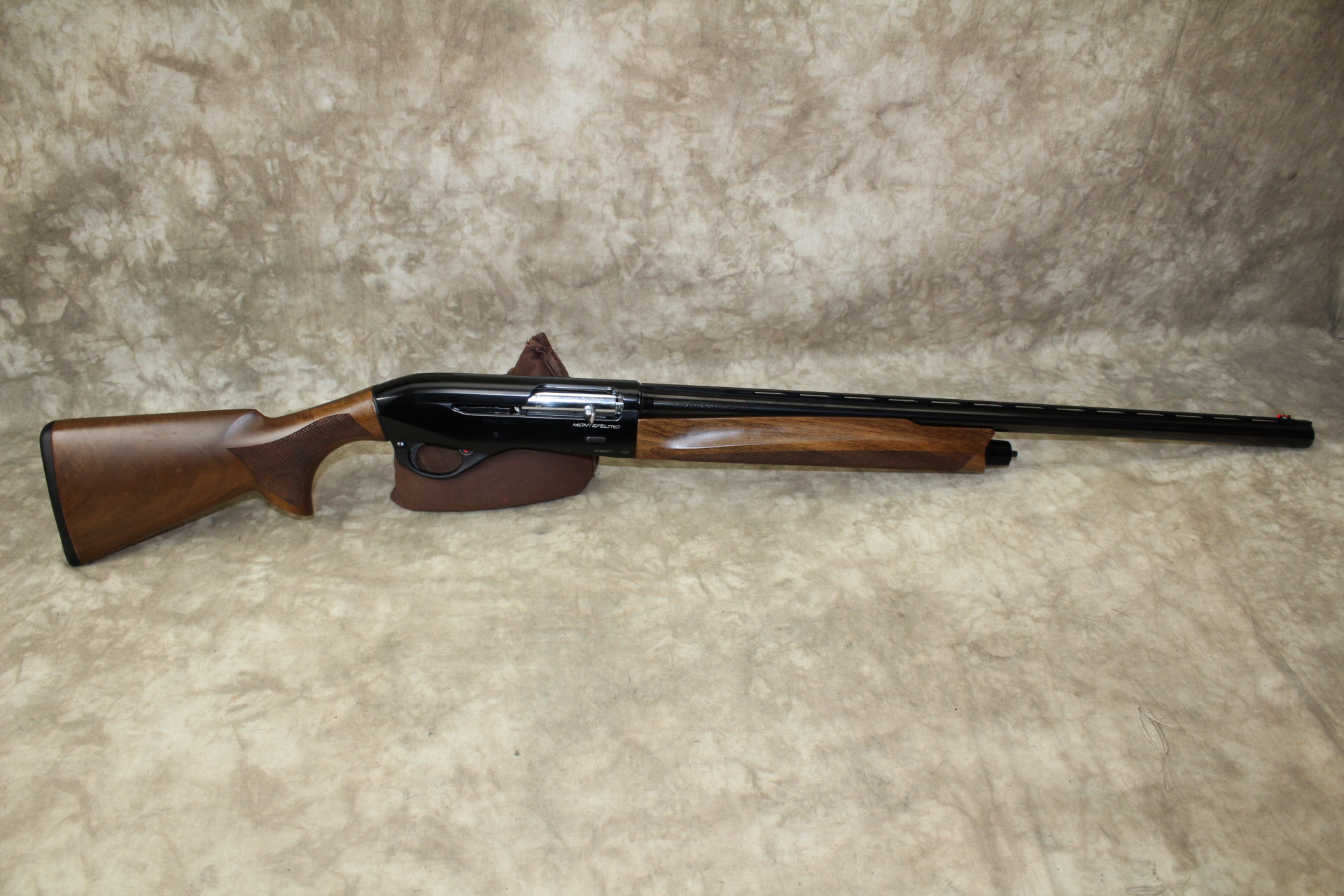 Benelli~Montefeltro~12-gauge - Benelli
