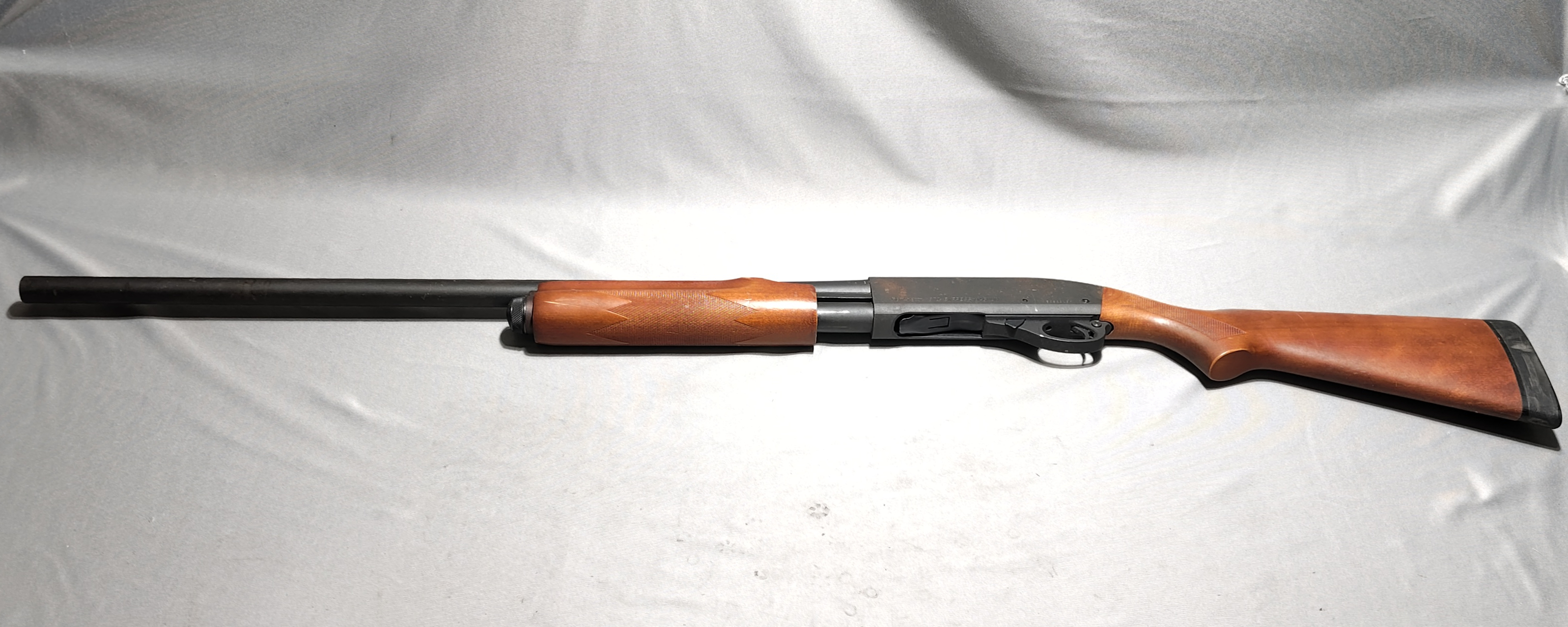 REMINGTON ~ 870 EXPRESS MAGNUM ~ 12 Gauge - Remington