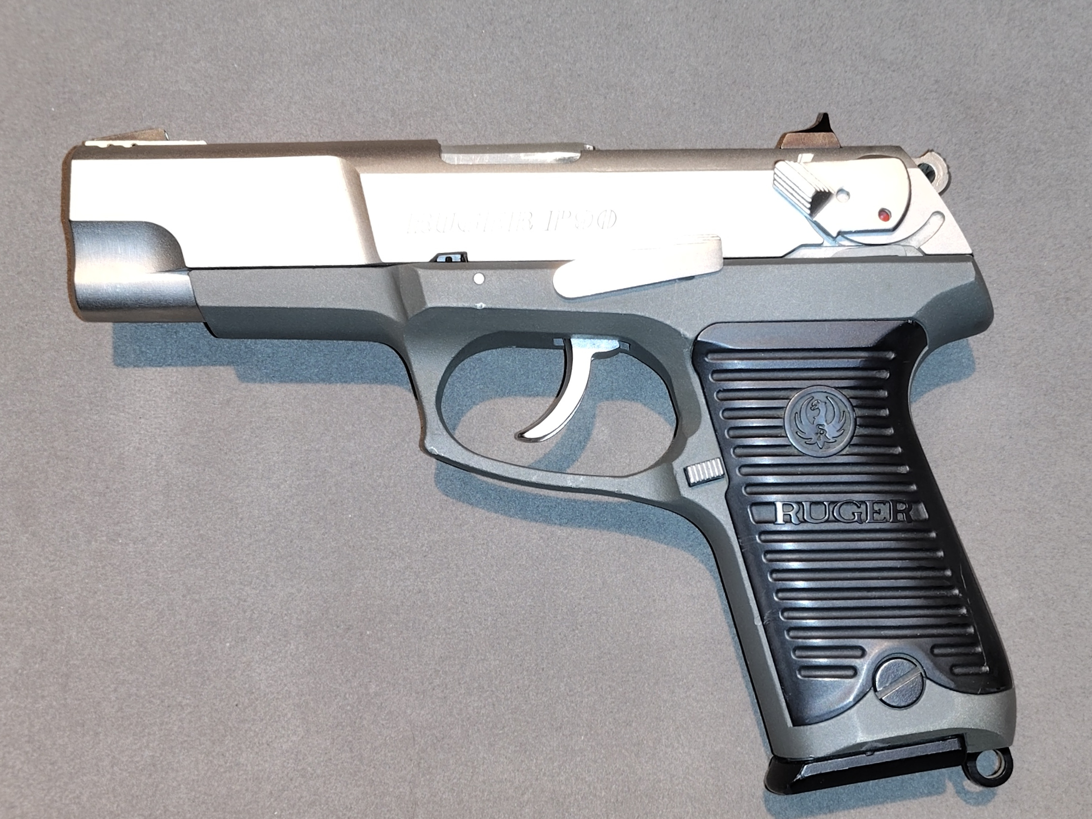 RUGER ~ P90 ~ .45 ACP - Ruger