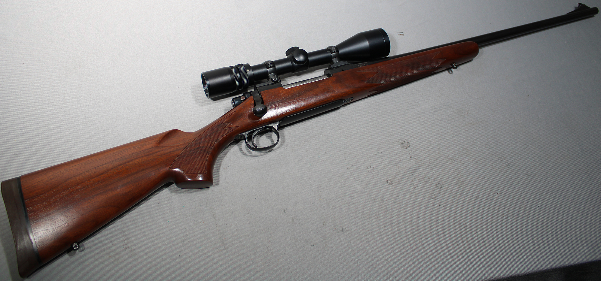 Remington ~ Model 700 ~ 7mm Remington Magnum