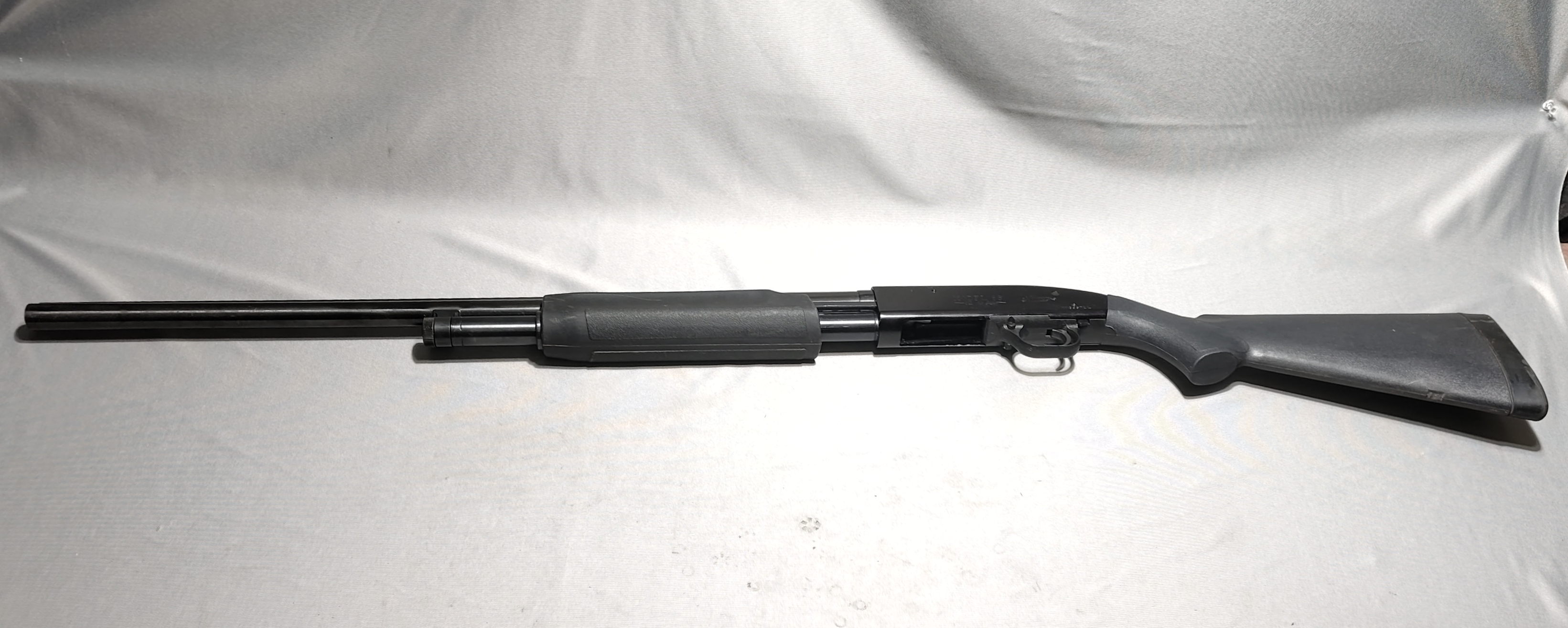 MOSSBERG ~ 88 ~ 12 Gauge - Mossberg