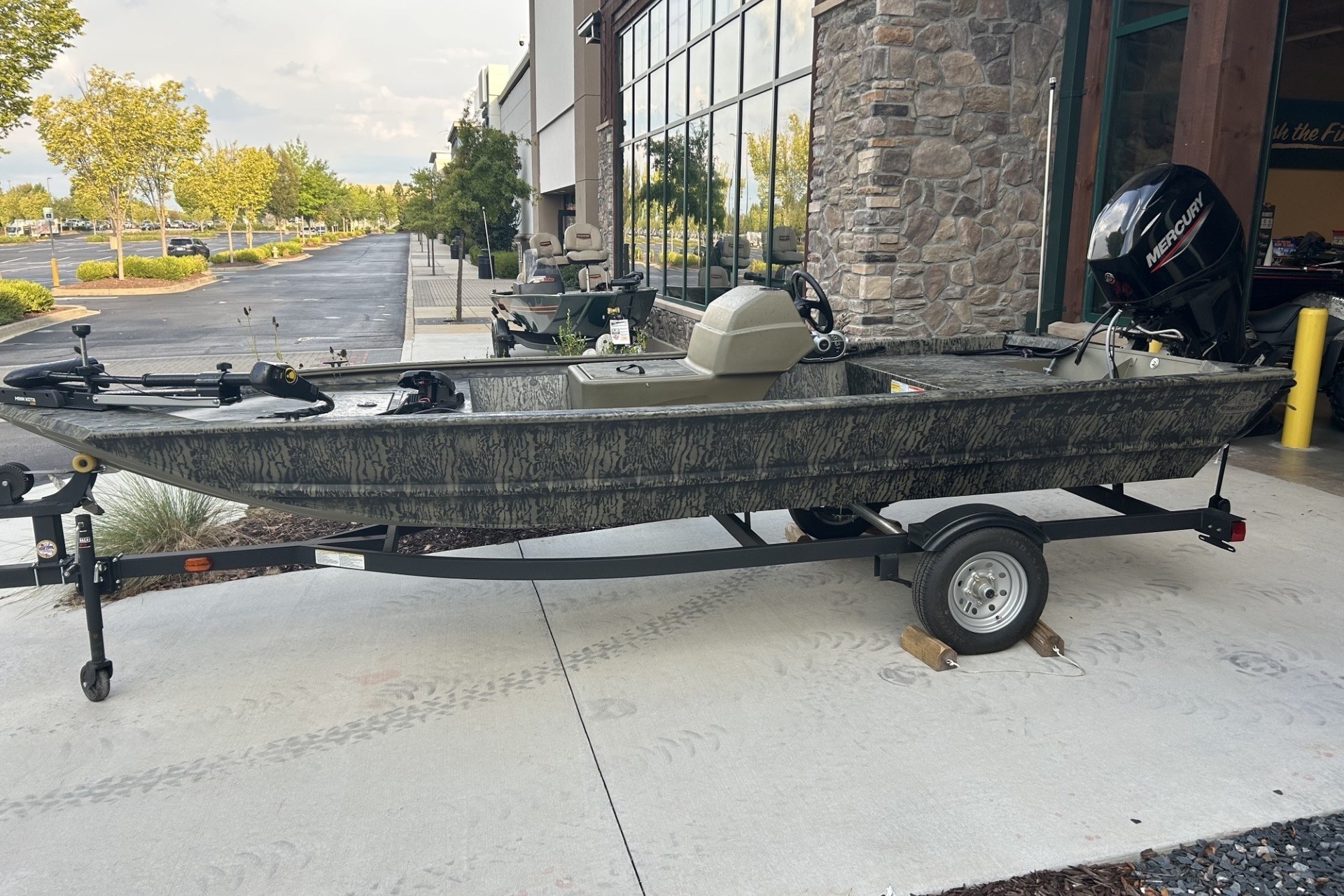  2027 TRACKER GRIZZLY 1648 SC - $22490.00 at Bass Pro Shops