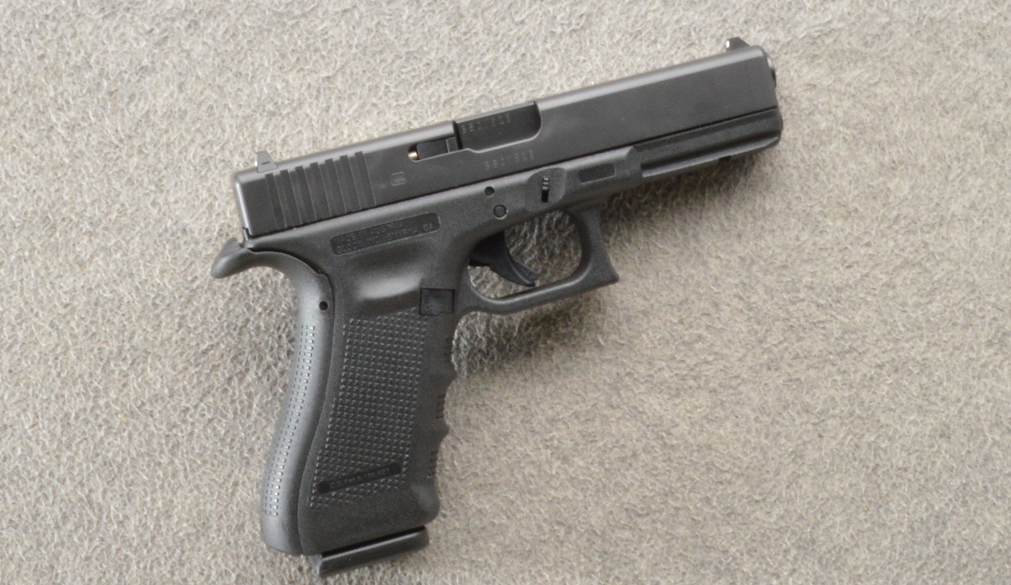 Glock ~ 17 Gen 4 ~ 9mm Luger - Glock