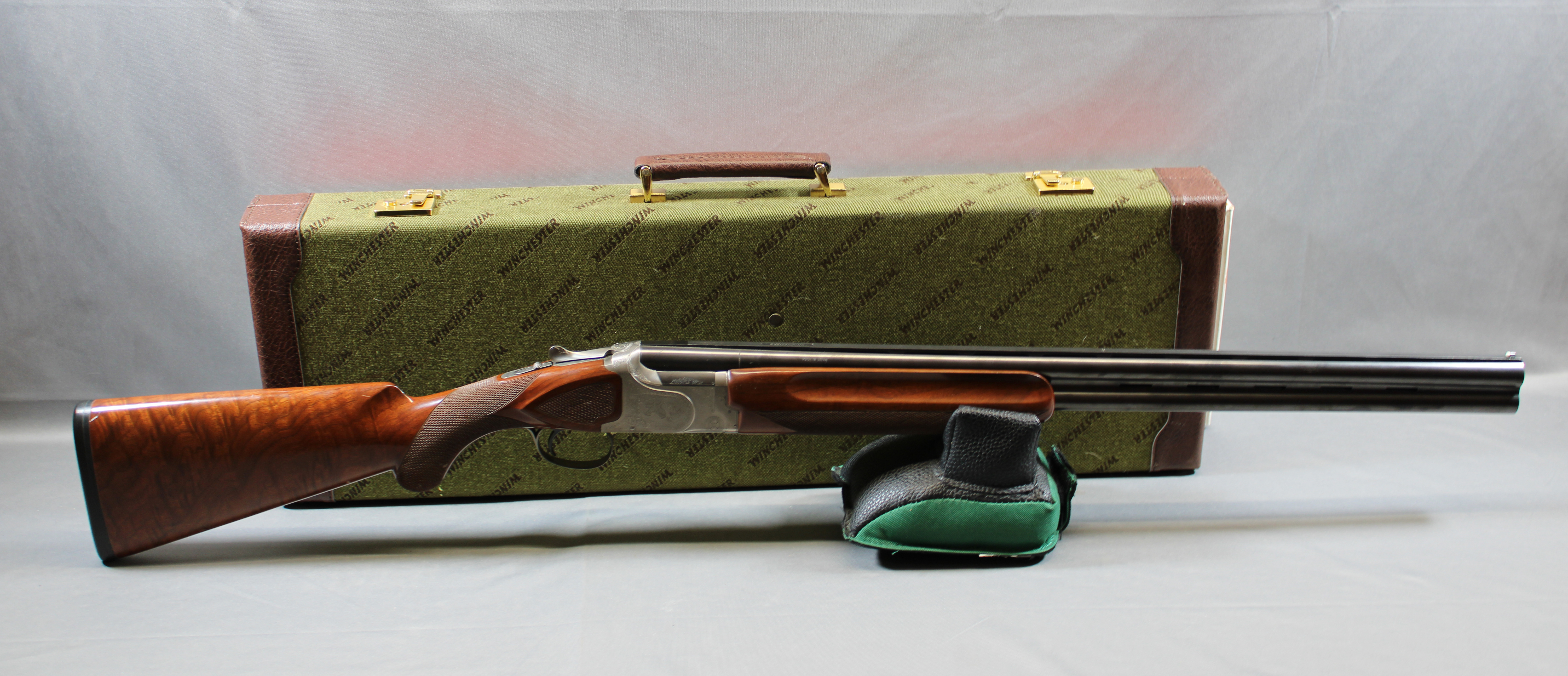 Winchester ~ Pigeon Grade Lightweight ~ 12 Gauge - Winchester