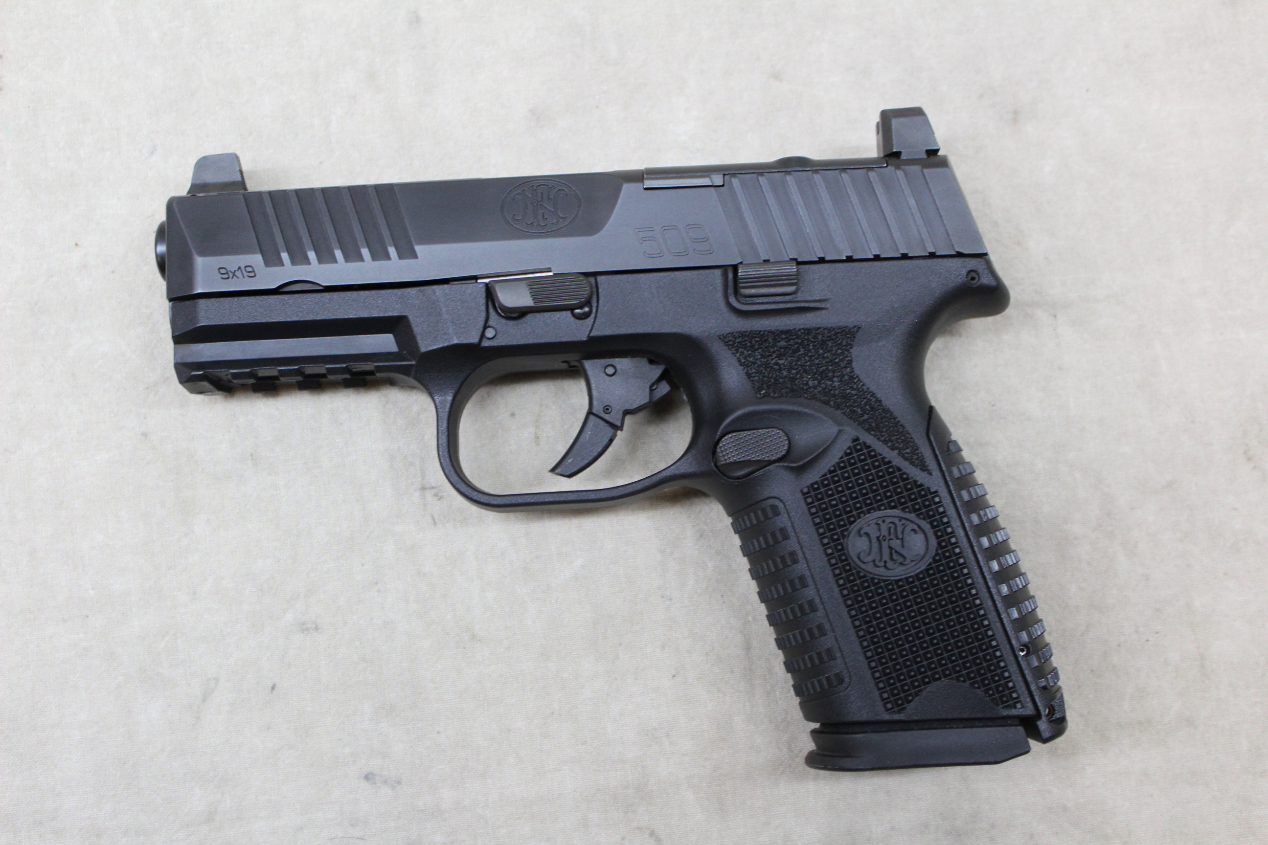 FN 509 ~ 9mm Luger ~