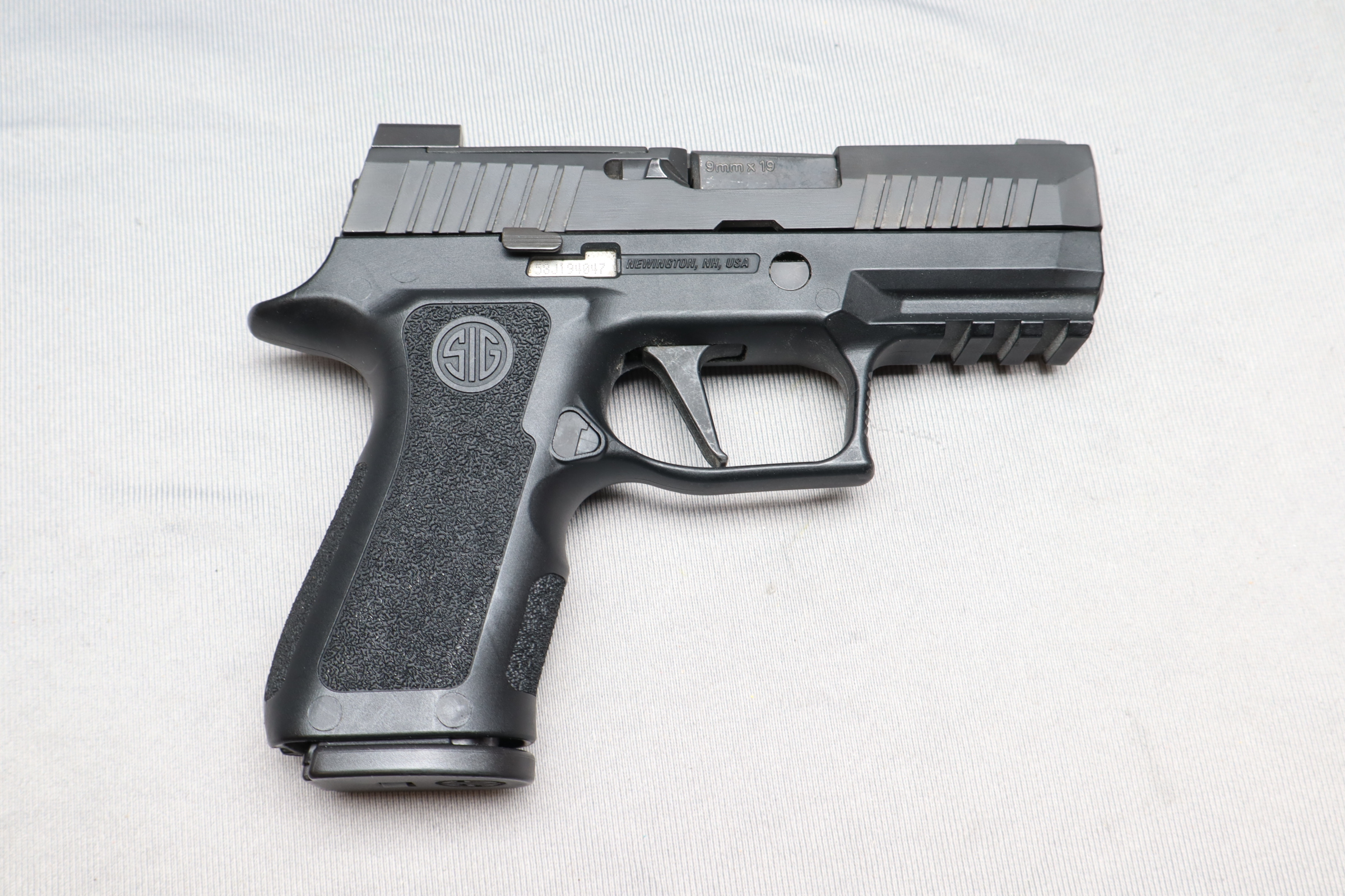 SIG SAUER ~ P320 ~ 9MM Luger - Sig Sauer