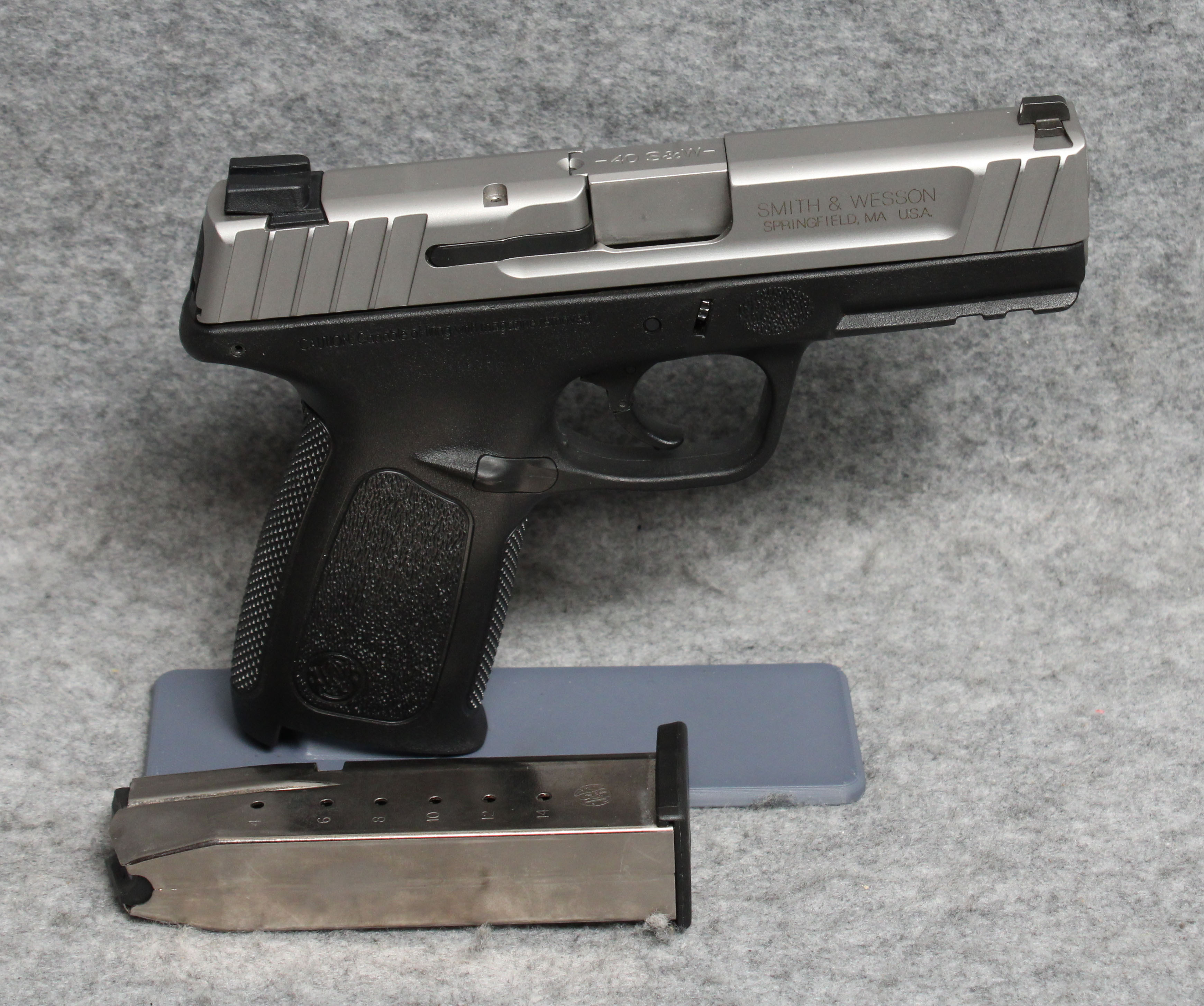 Smith &amp;Wesson ~ SD40 VE ~ .40 S&amp;ampW - Smith & Wesson