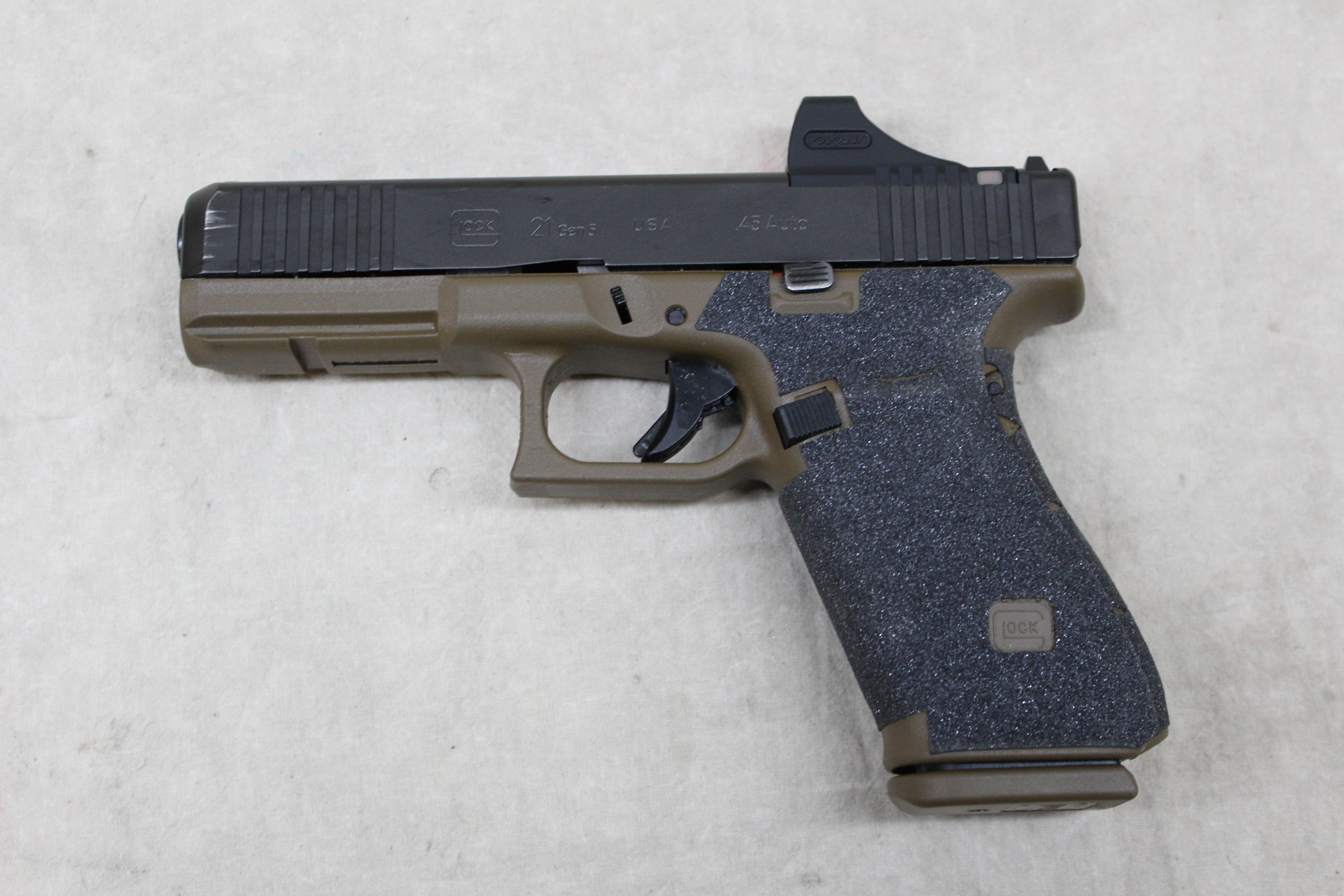 Glock 21 ~ .45 Auto ~ - Glock
