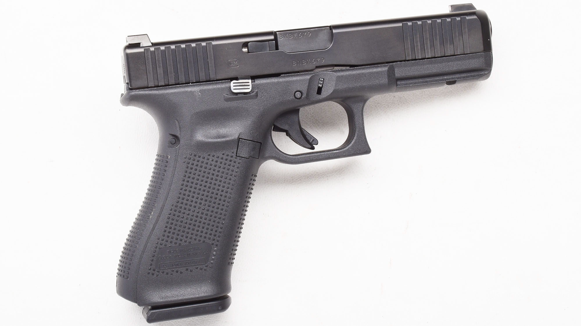 Glock ~ 17 Gen 5 ~ 9mm Luger - Glock