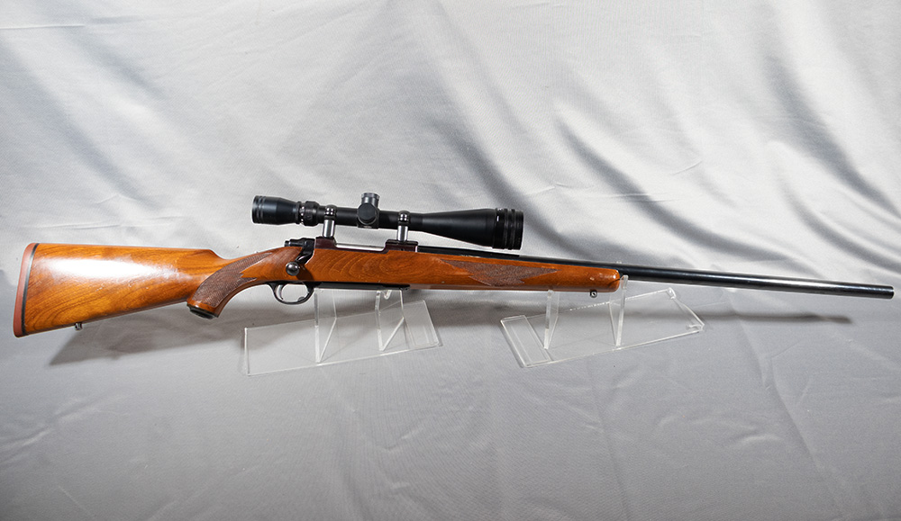 Ruger ~ M77 ~ .220 Swift - Ruger