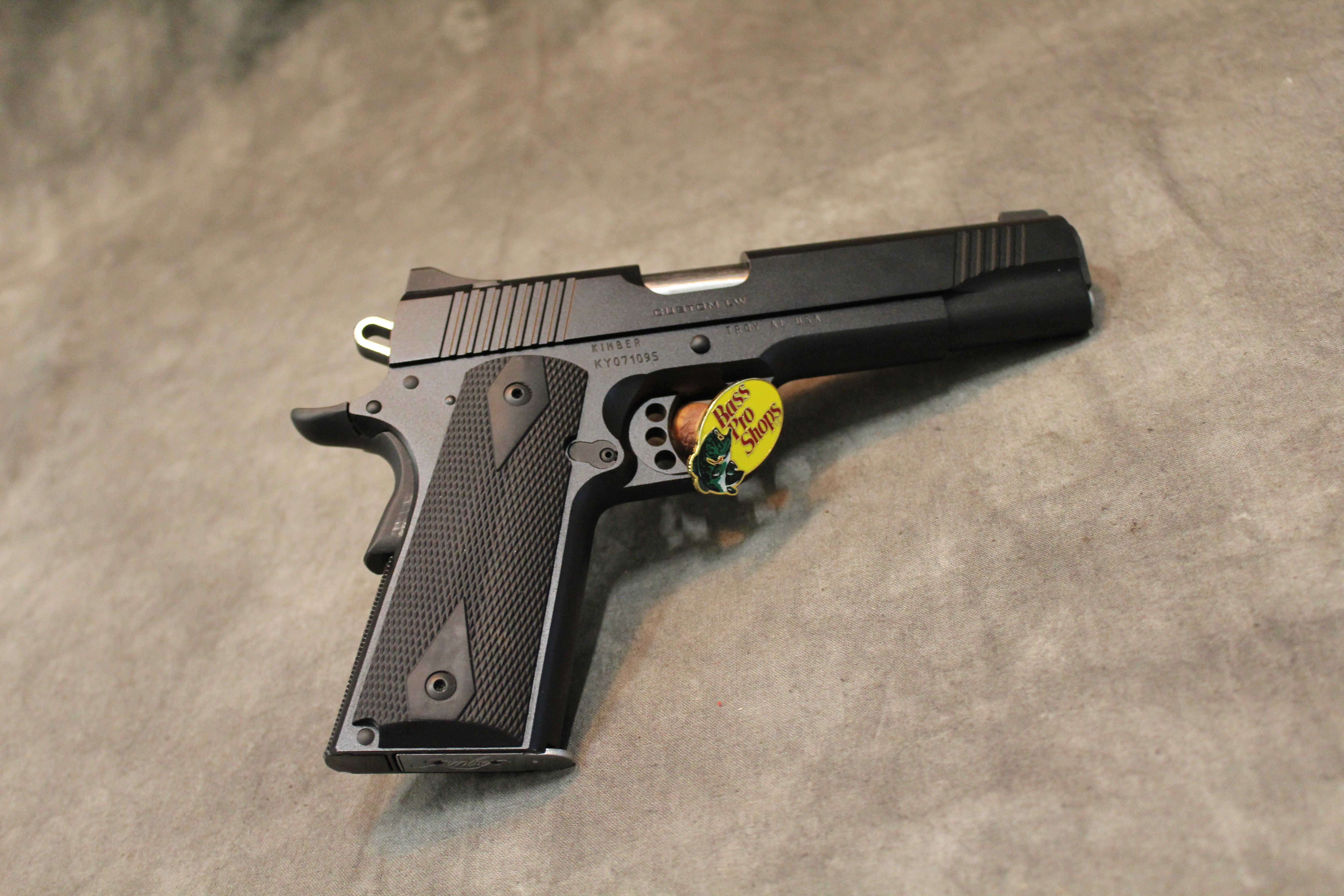 Kimber ~ Custom LW ~ .45 ACP