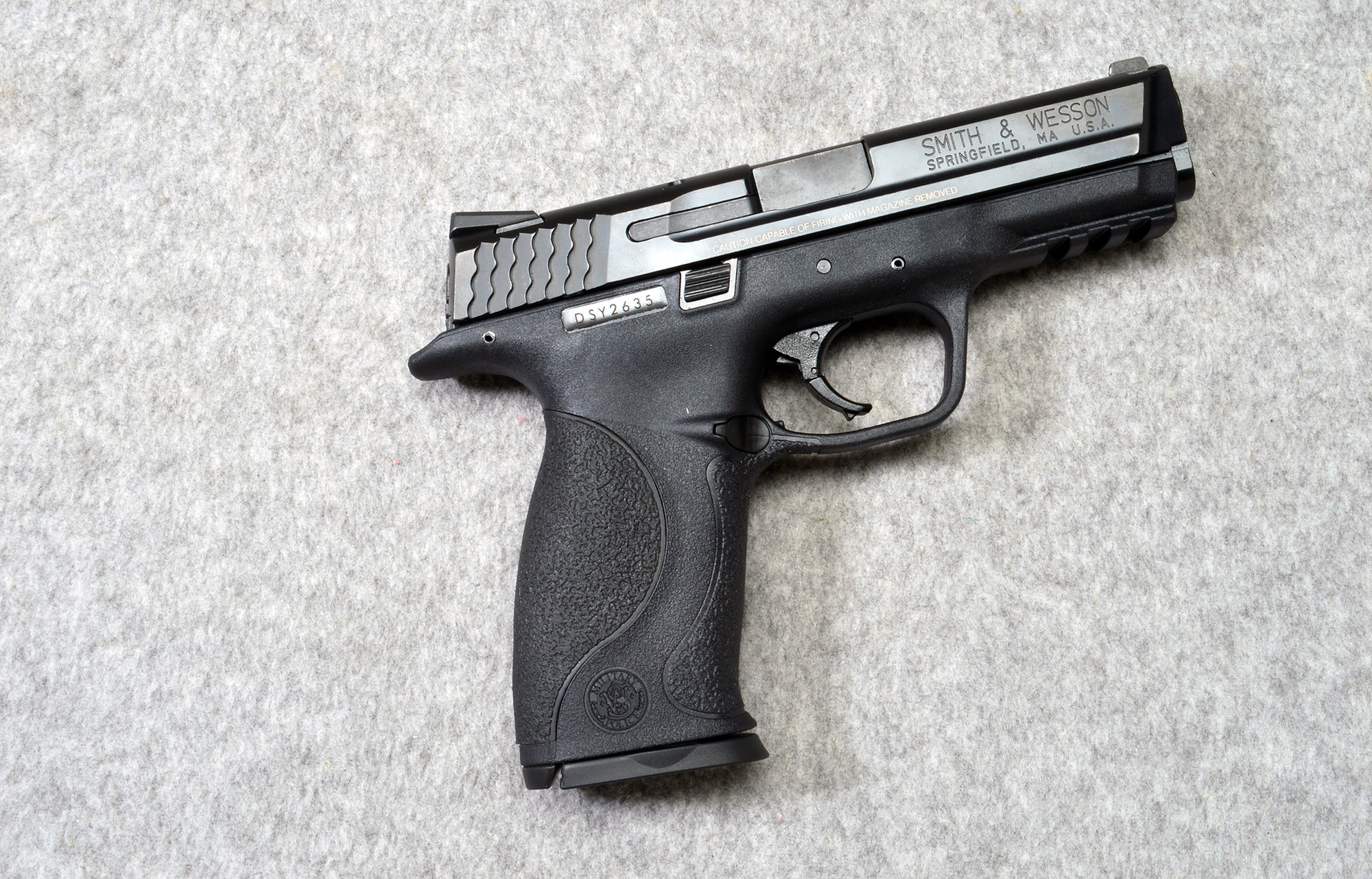 Smith and Wesson ~ M&ampP40 ~ .40 S&ampW - Smith & Wesson