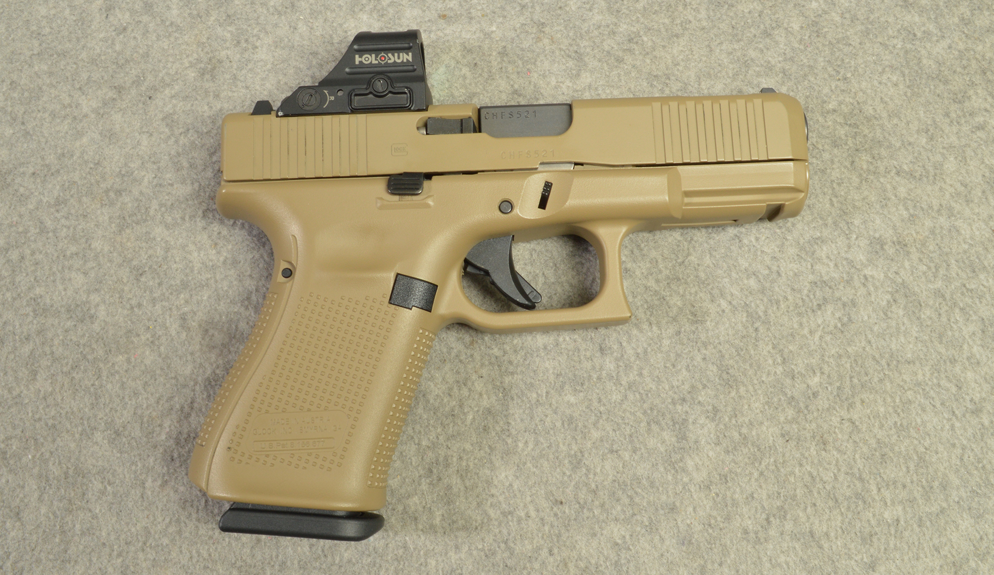 Glock ~ 19 V ~ 9mm - Glock