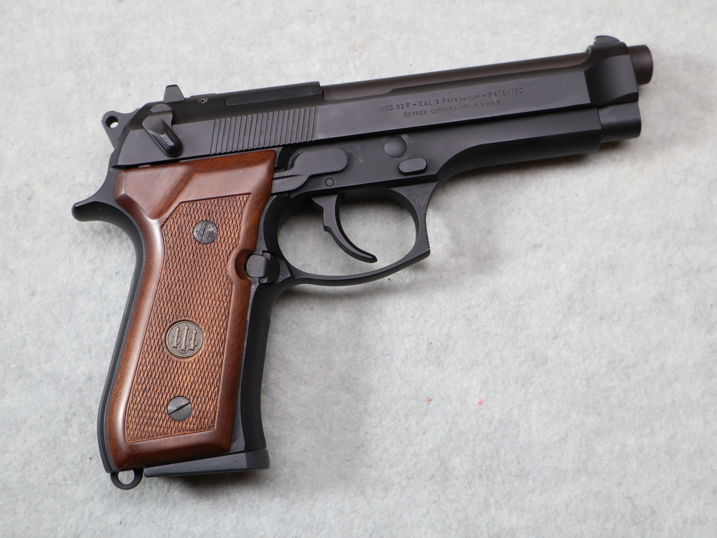 BERETTA ~ 92 F ~ 9MM LUGER - Beretta
