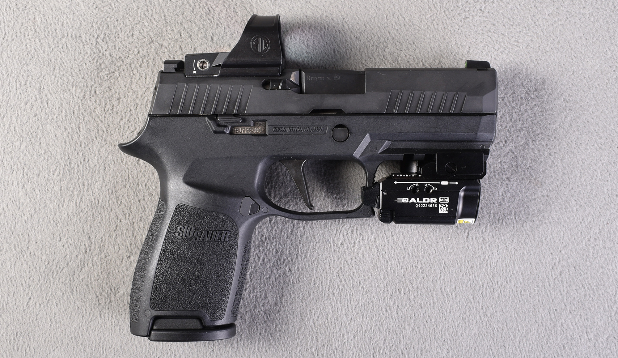 SIG Sauer ~ P320 ~ 9mm - Sig Sauer