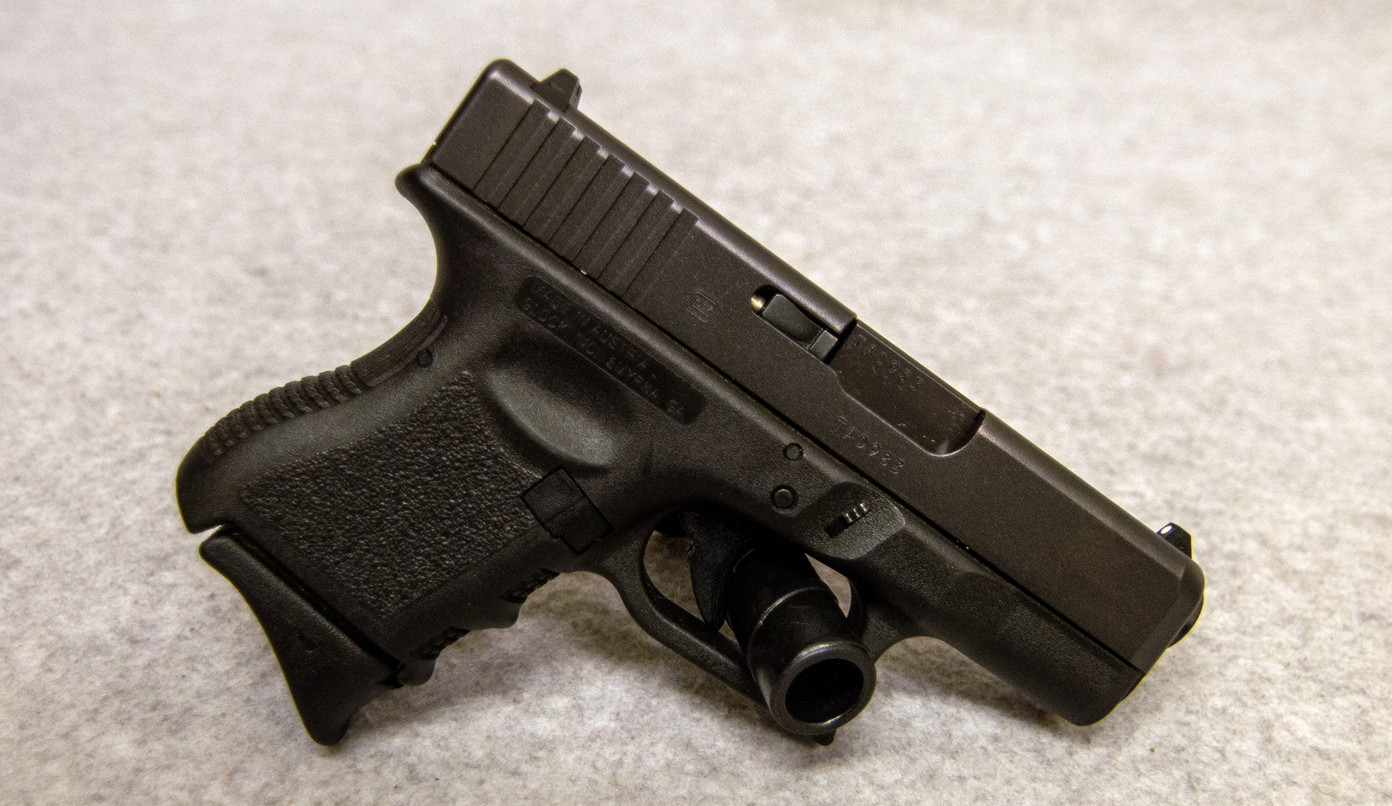 Glock ~ 27 Gen 3 ~ .40 S&ampW - Glock