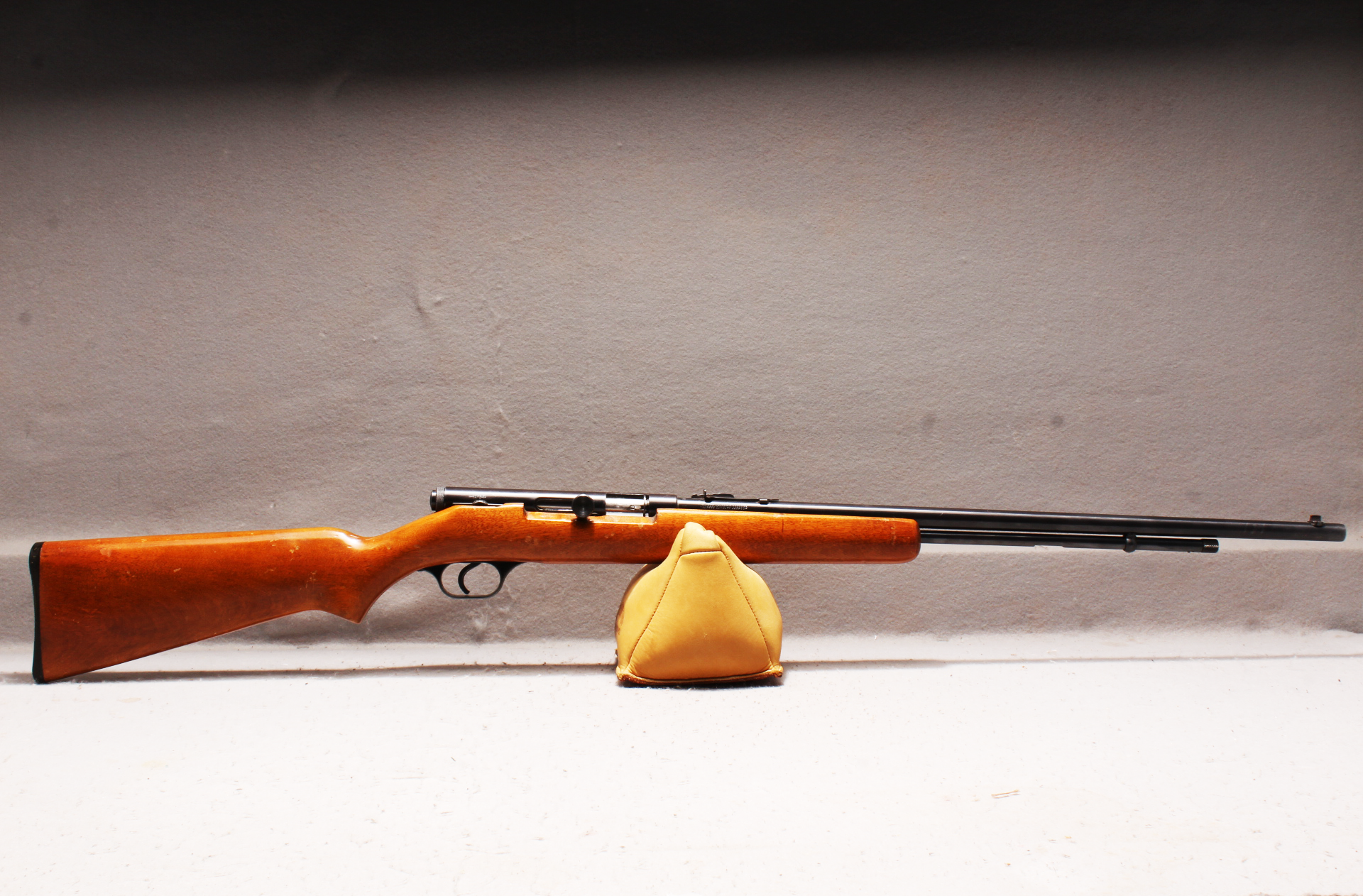 Savage Arms 87A .22Lr, L, S, ″Gill Gun″ - Savage Arms
