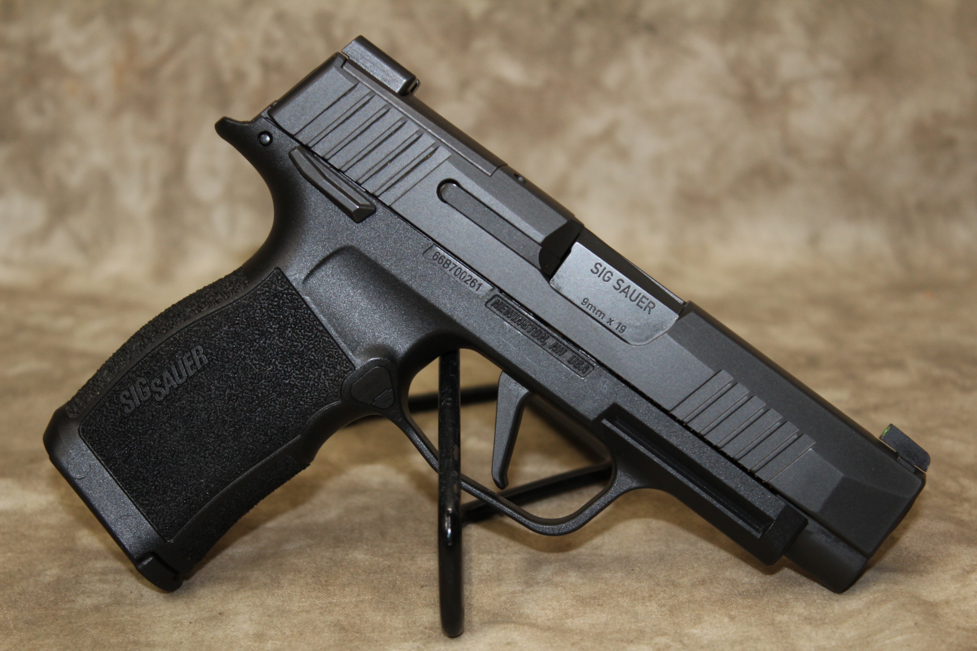 SIG Sauer~P365 XL~9mm Luger - Sig Sauer