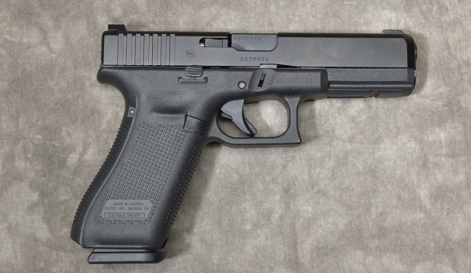 GLOCK ~ 17 GEN5 ~ 9MM LUGER - Glock