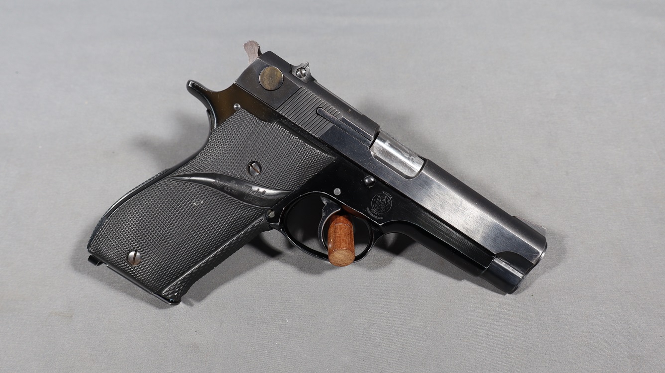 Smith Smith & Wesson~39-2~9mm Luger - $499.99 at Bass Pro Shops