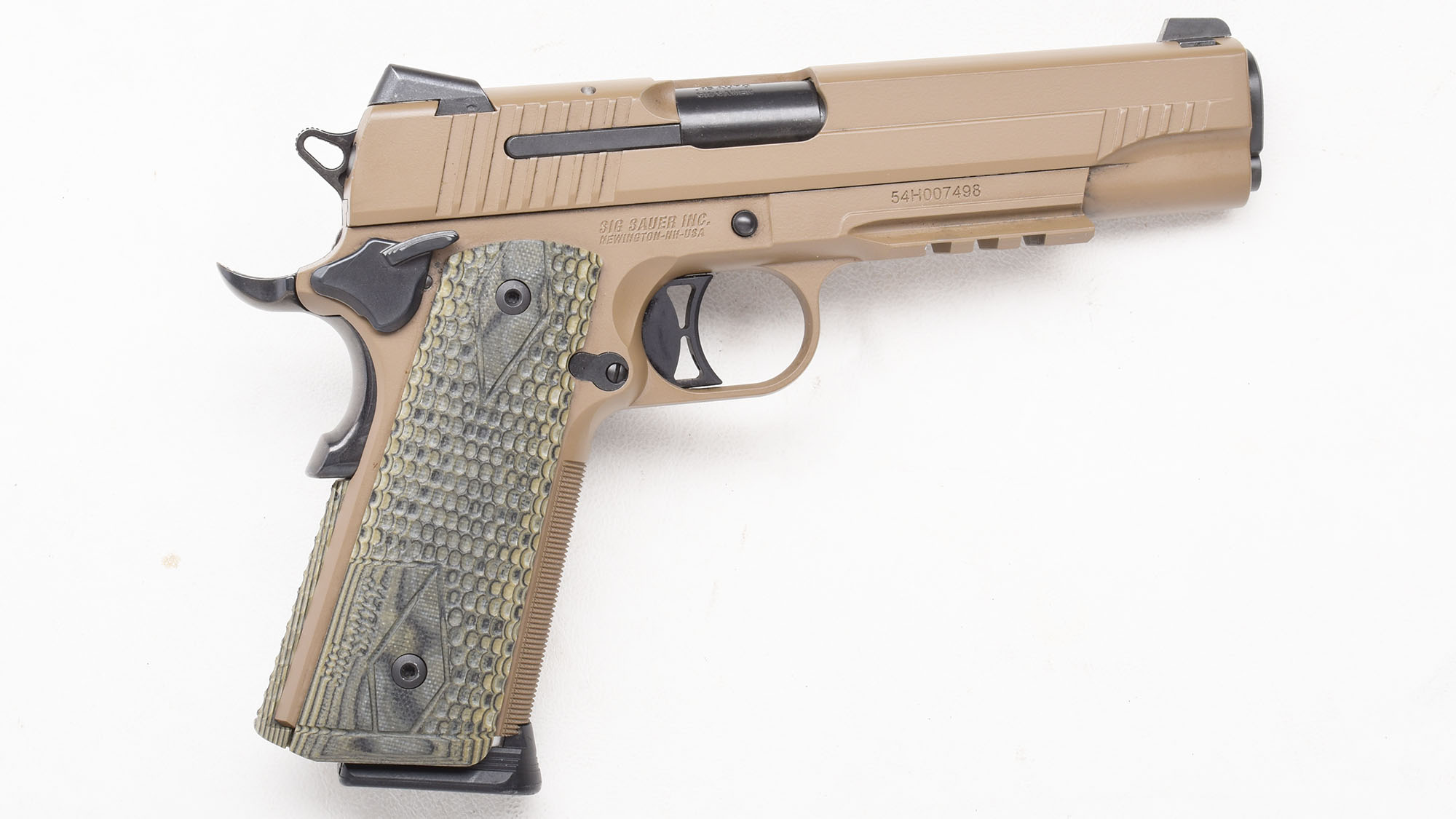 SIG Sauer ~ 1911 ~ .45 Auto - Sig Sauer