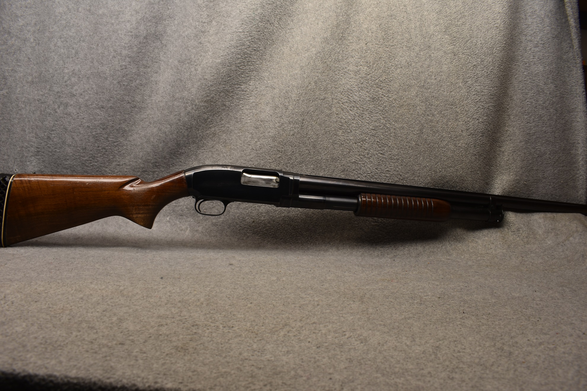 WINCHESTER ~ 12 ~ 12 GAUGE - Winchester