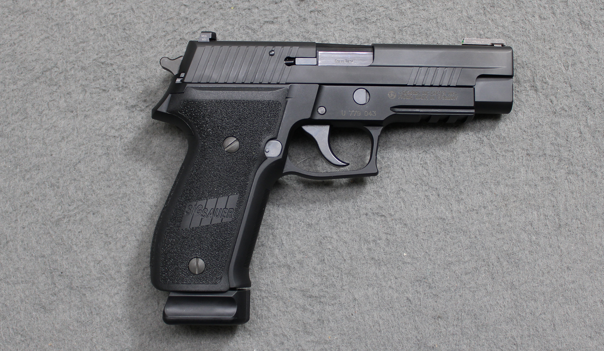 SIG Sauer ~ P226 ~ 9mm Luger - Sig Sauer