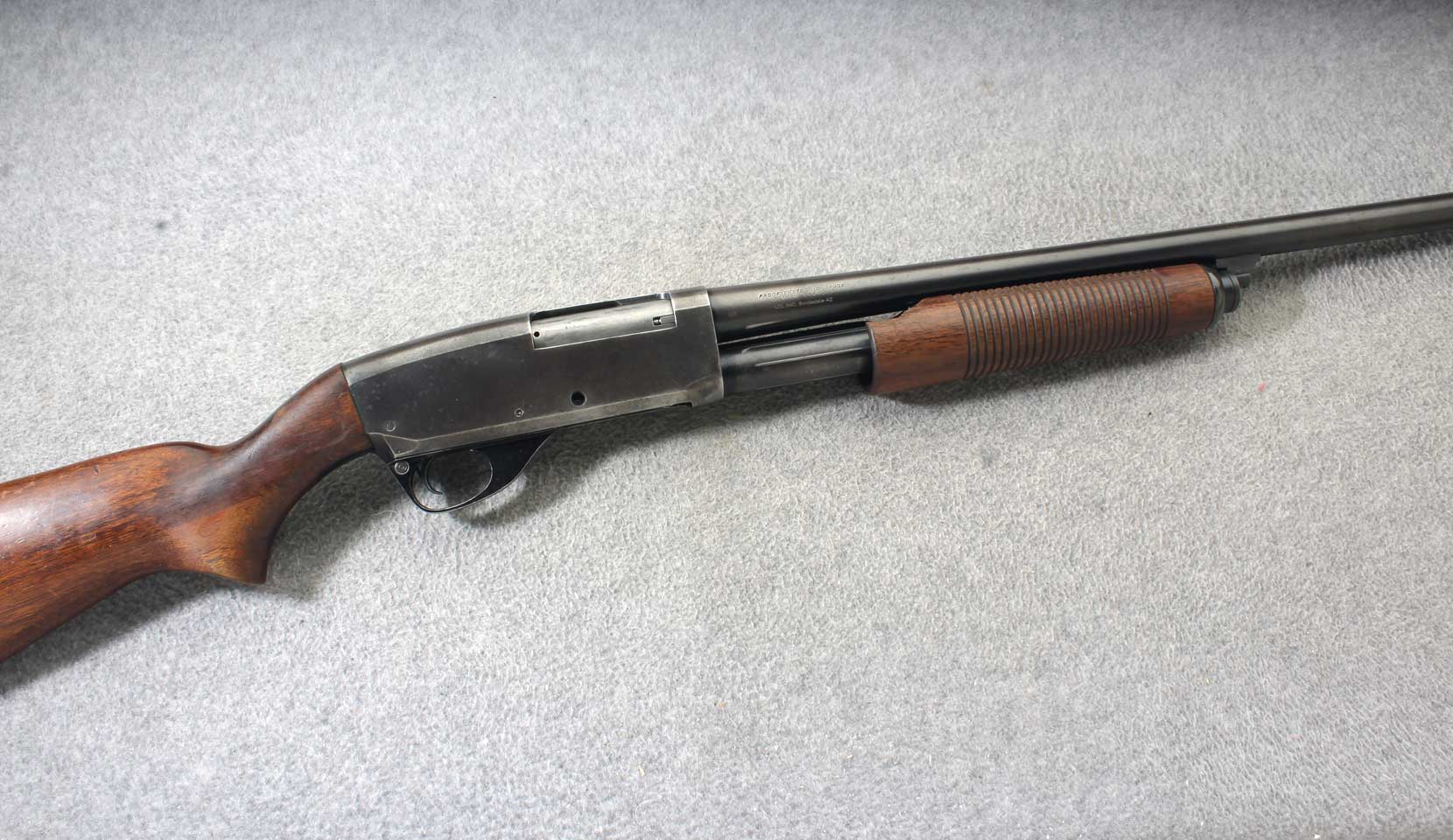 Stevens ~ 77F Pump Shotgun ~ 12 Gauge - Stevens