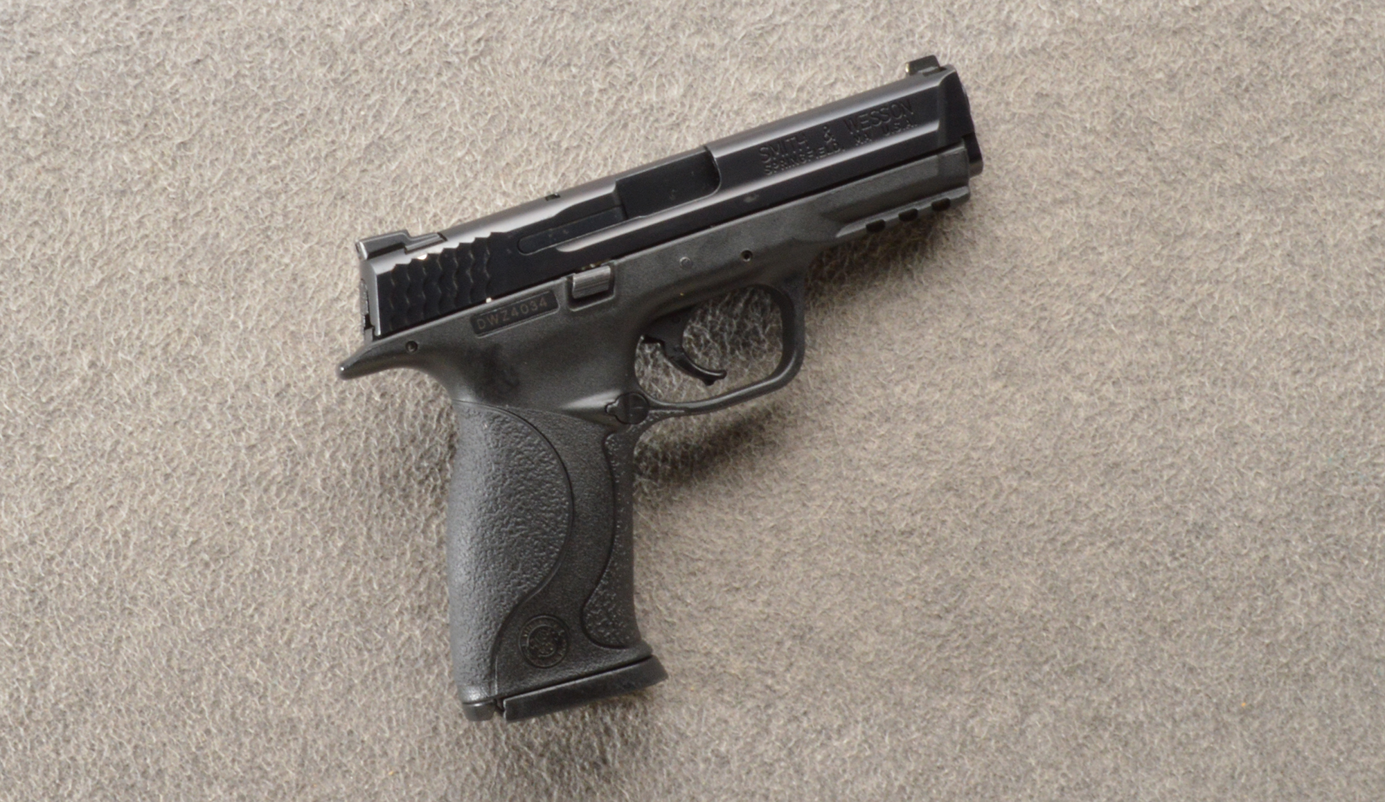Smith &Wesson ~ M&ampP9 ~ 9mm Luger - Smith & Wesson