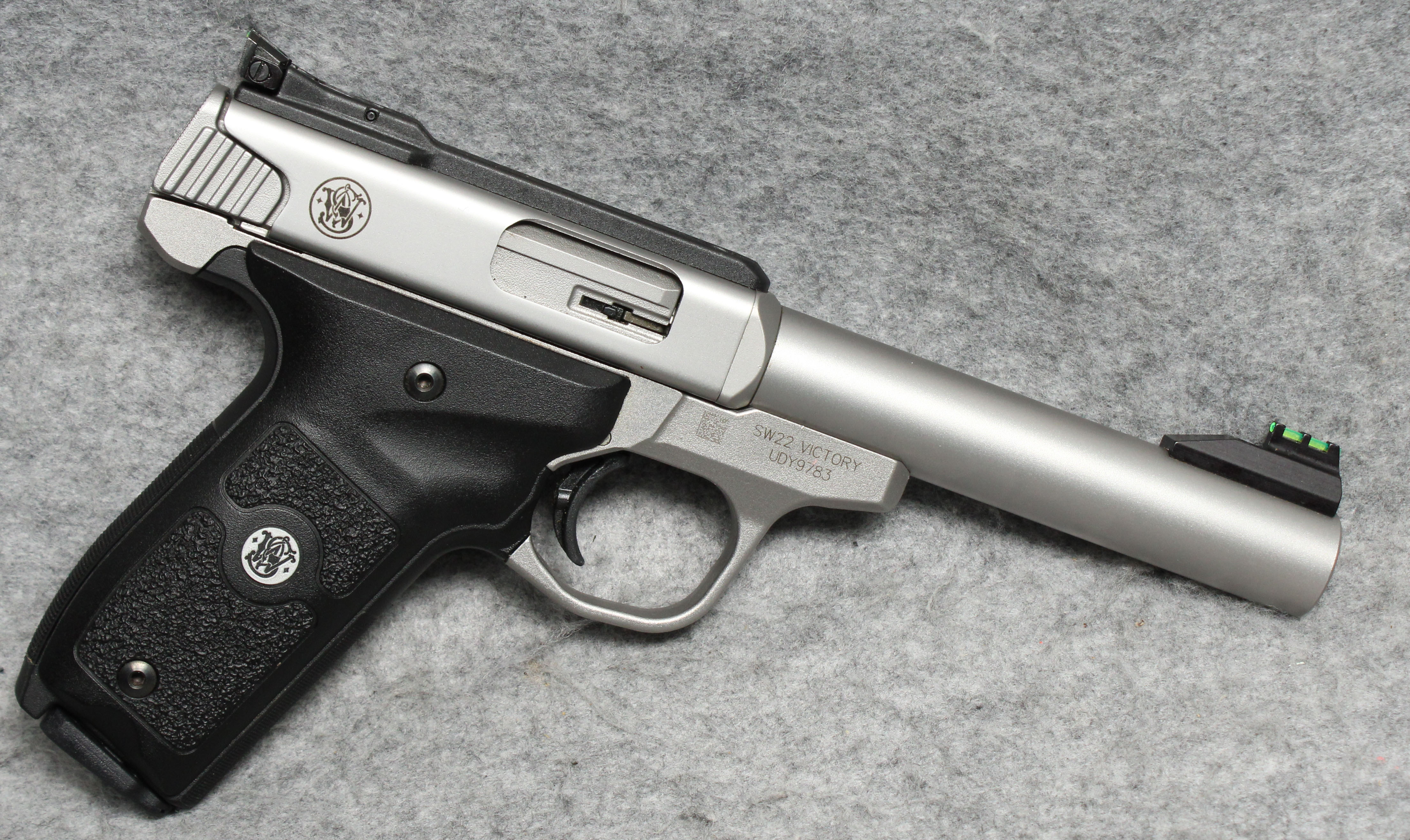 Smith &Wesson ~ SW22 Victory ~ .22 Long Rifle - Smith & Wesson