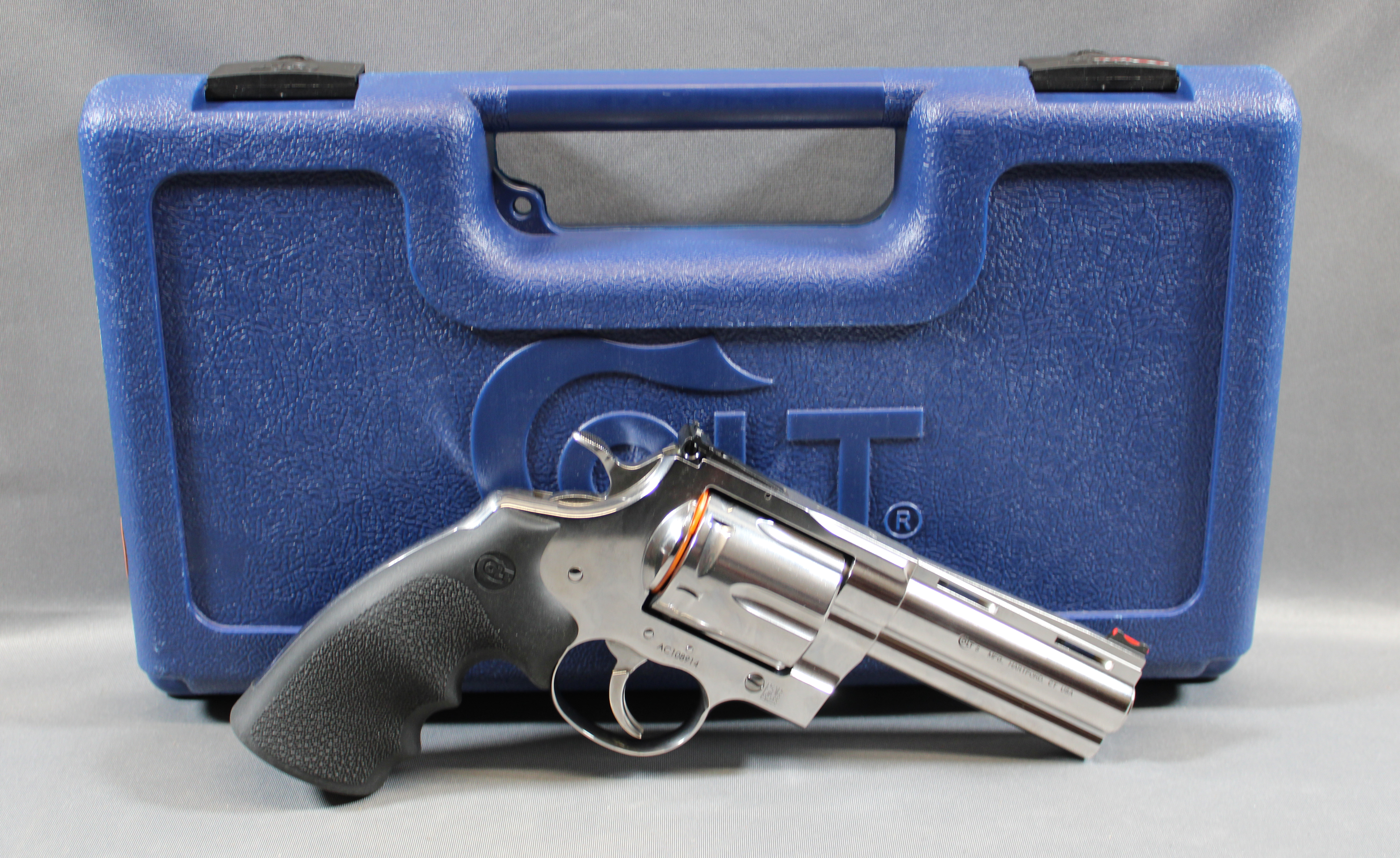 Colt ~ Anaconda ~ .44 Magnum - Colt