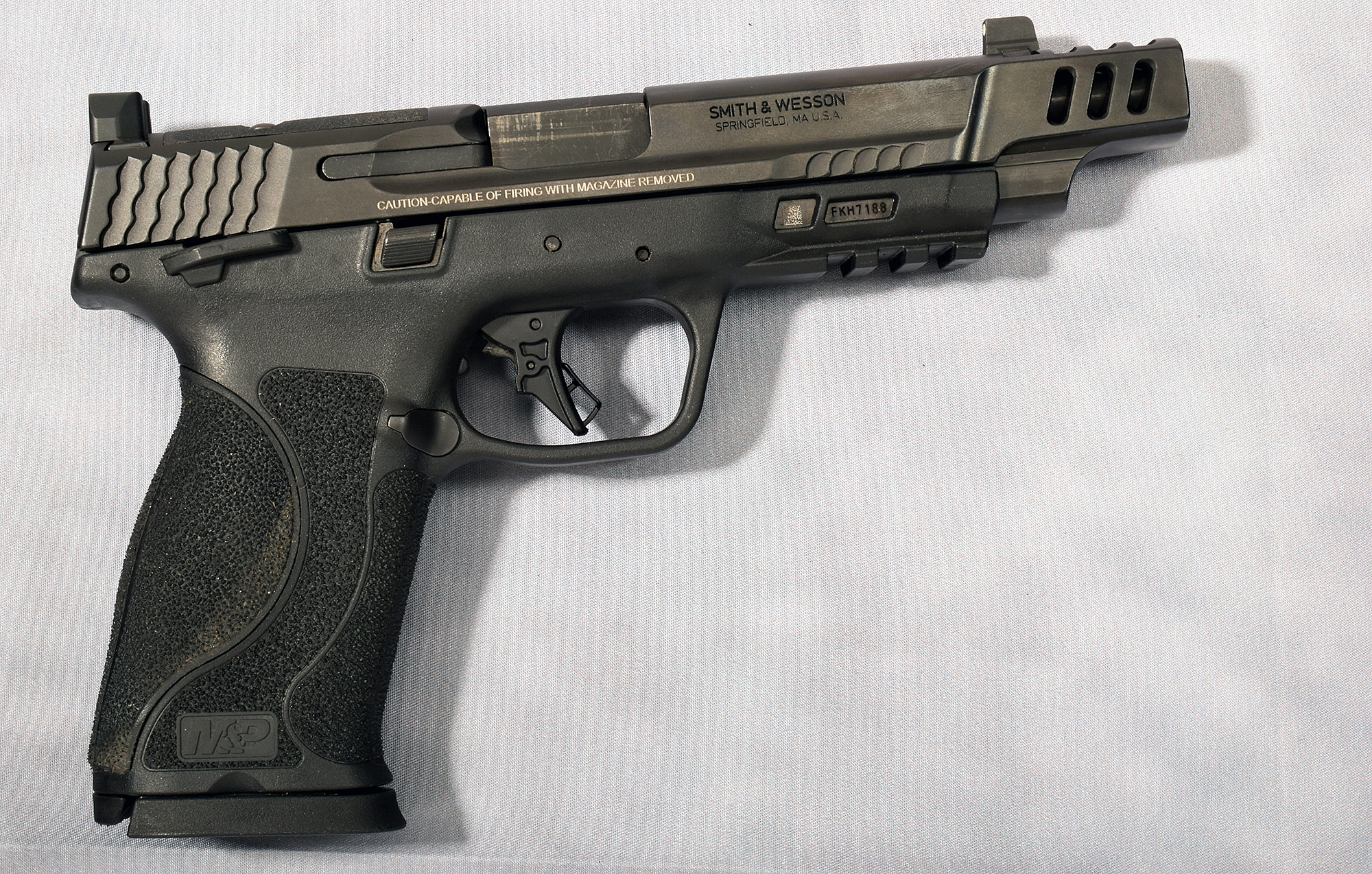 SMITH &WESSON ~ M&ampP 10MM PERFORMANCE CENTER M2.0 ~ 10MM AUTO - Smith & Wesson