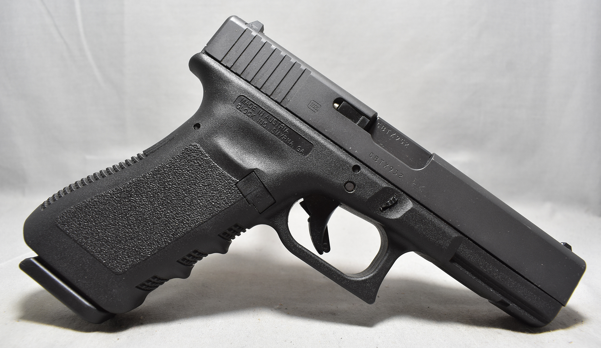 Glock ~ 17 ~ 9mm Luger - Glock