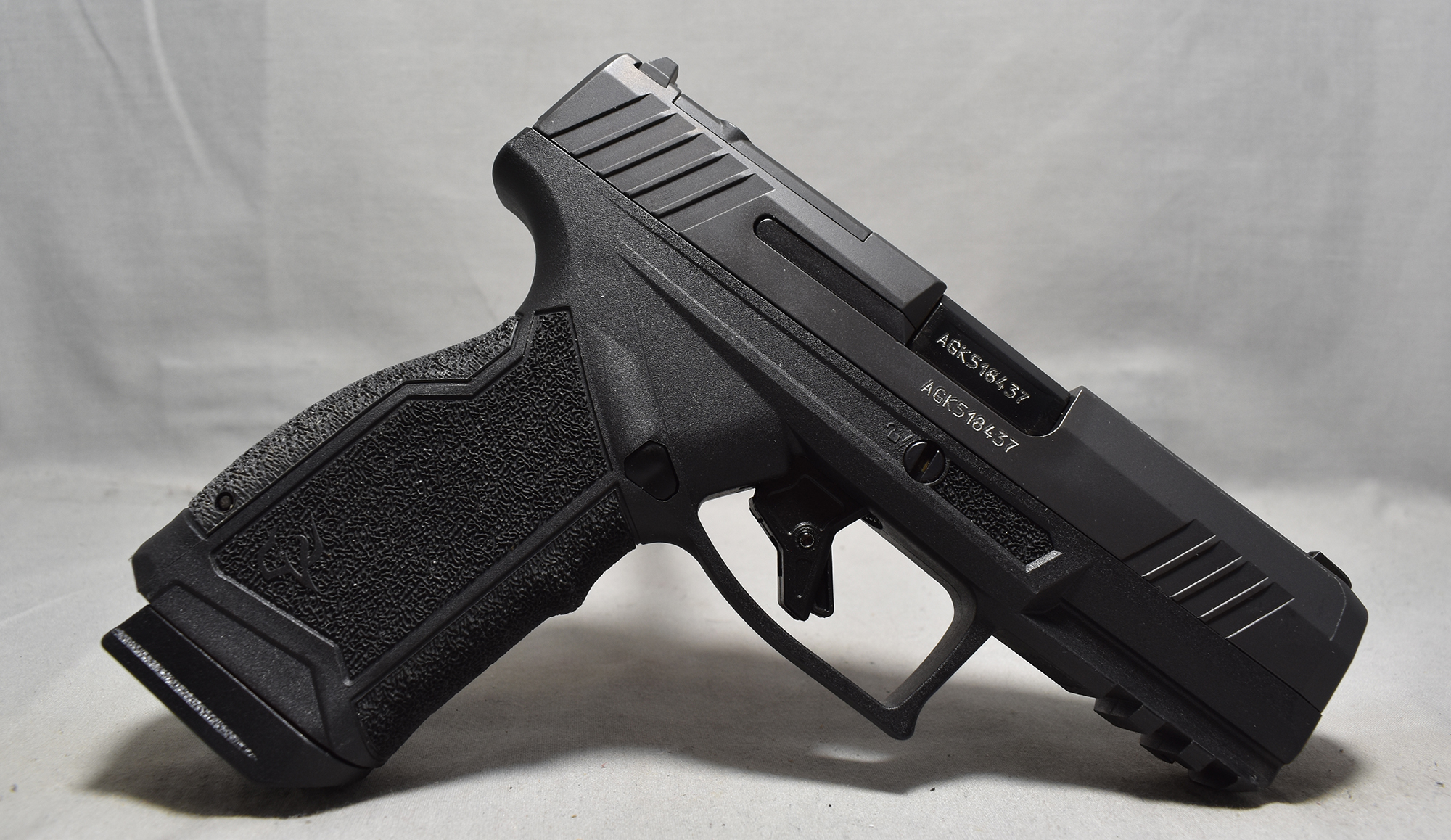Taurus ~ GX4 Carry ~ 9mm Luger