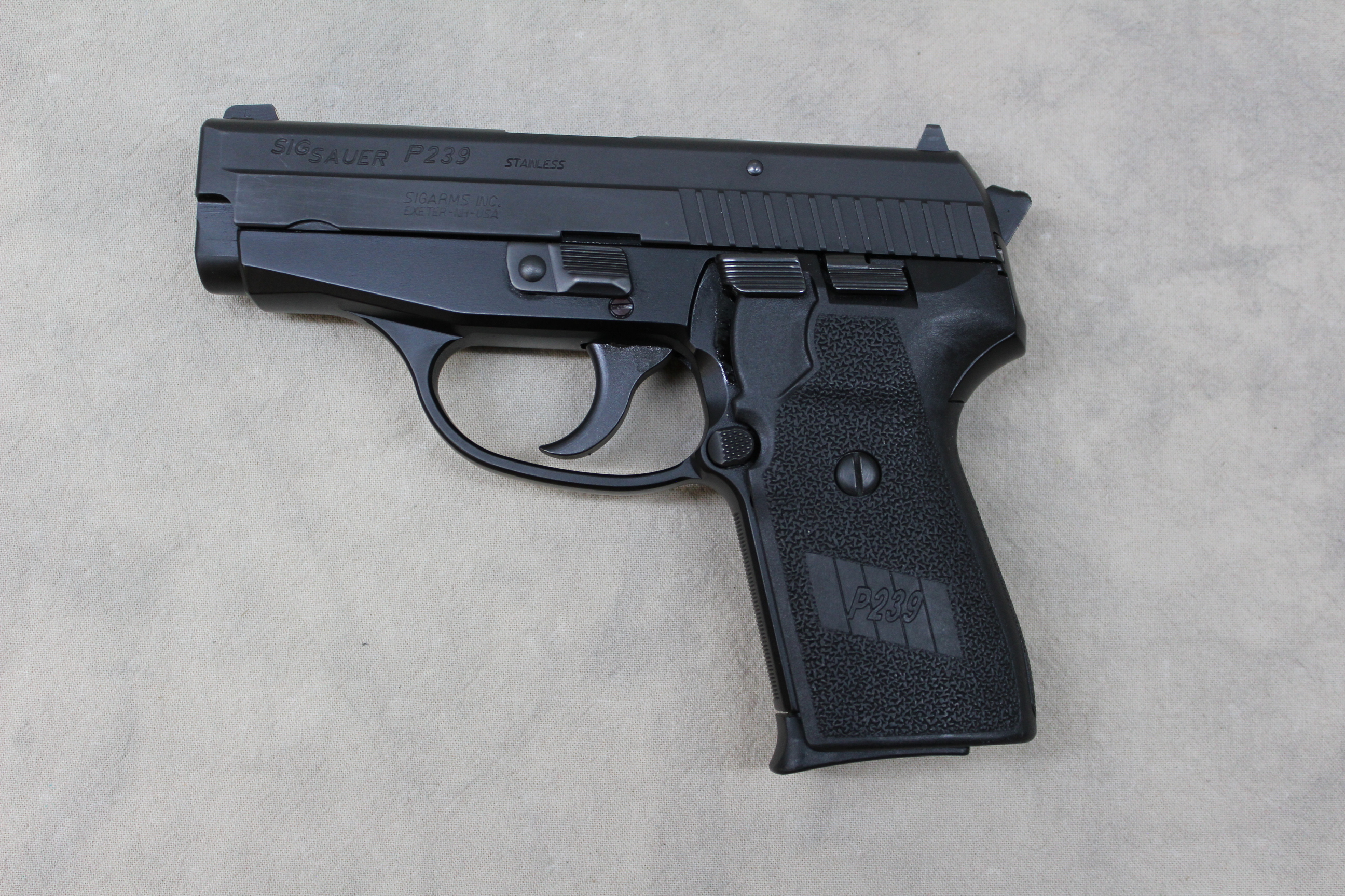 SIG Arms P239 ~9mm Luger~ - Sig Sauer